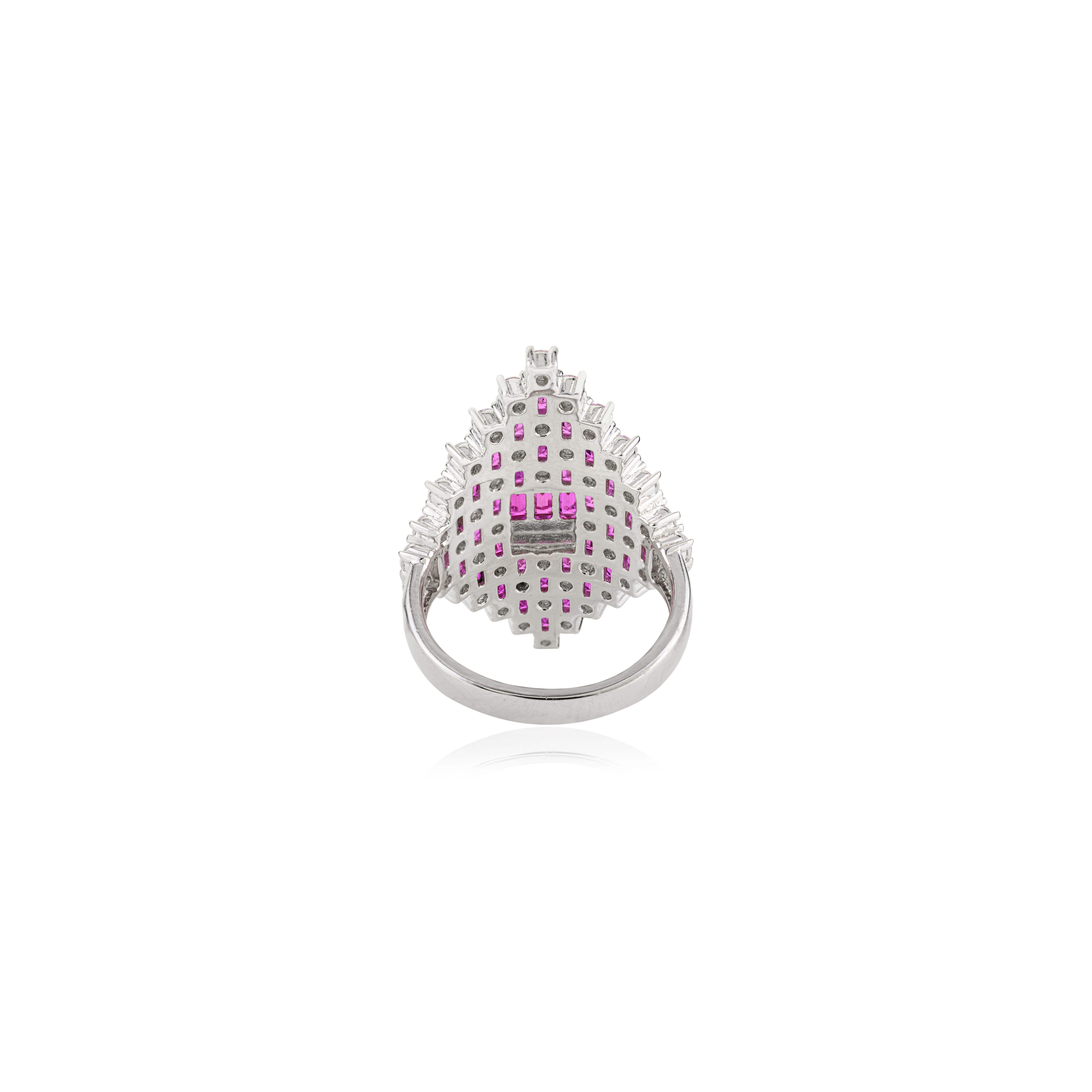 in vendita:  Anello da cocktail modernista in argento 925 di Silvorra con Baguette Cubic Zirconia rossa e bianca 7