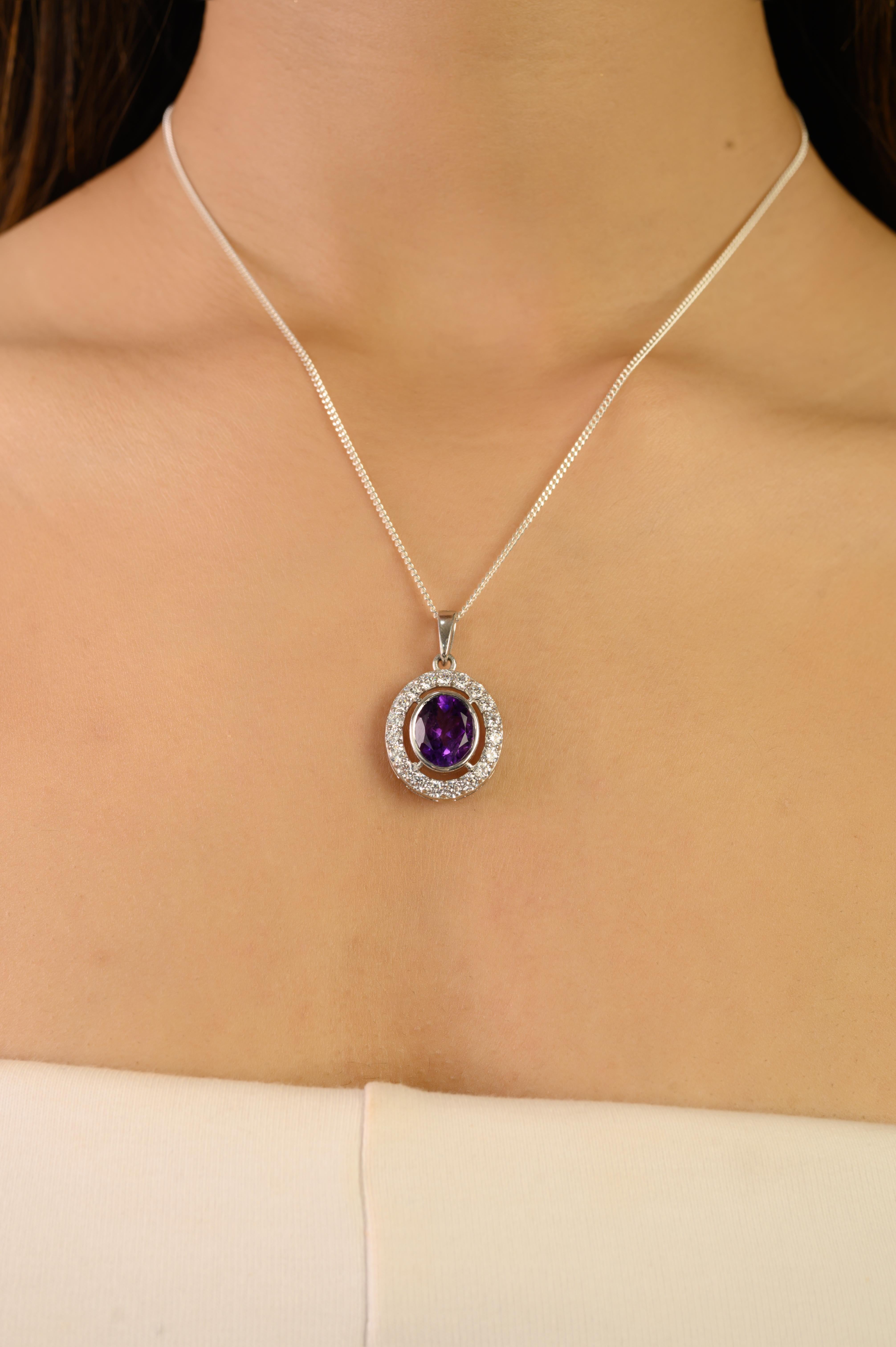 Donna Ciondolo ovale con zircone aureolato in argento 925 e pietra ametista da 11,88 carati Gioielli Silvorra 925 in vendita