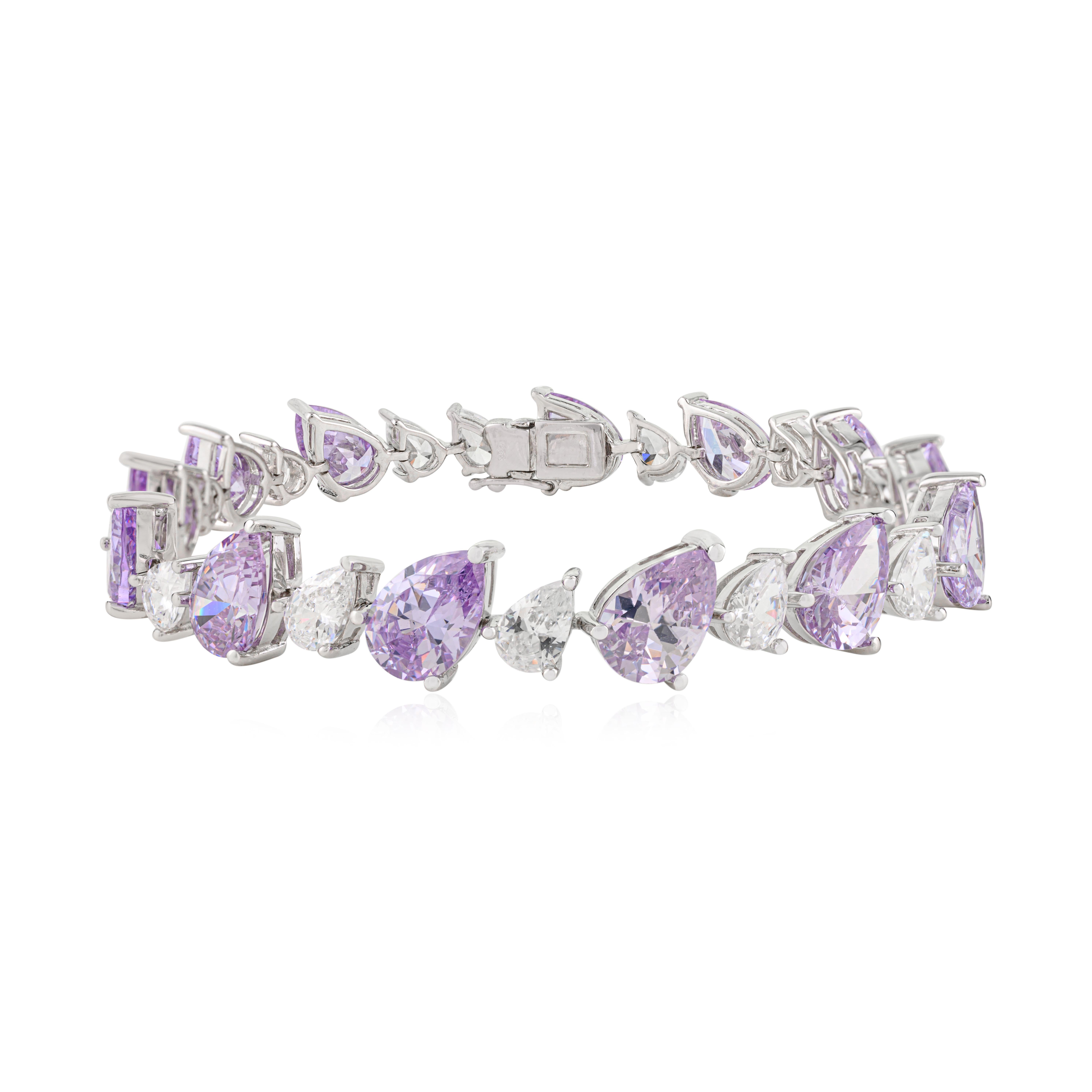 Bracciale tennis in argento 925 con perle e zirconi bianchi e viola di Silvorra In condizioni Nuovo in vendita a New York, NY