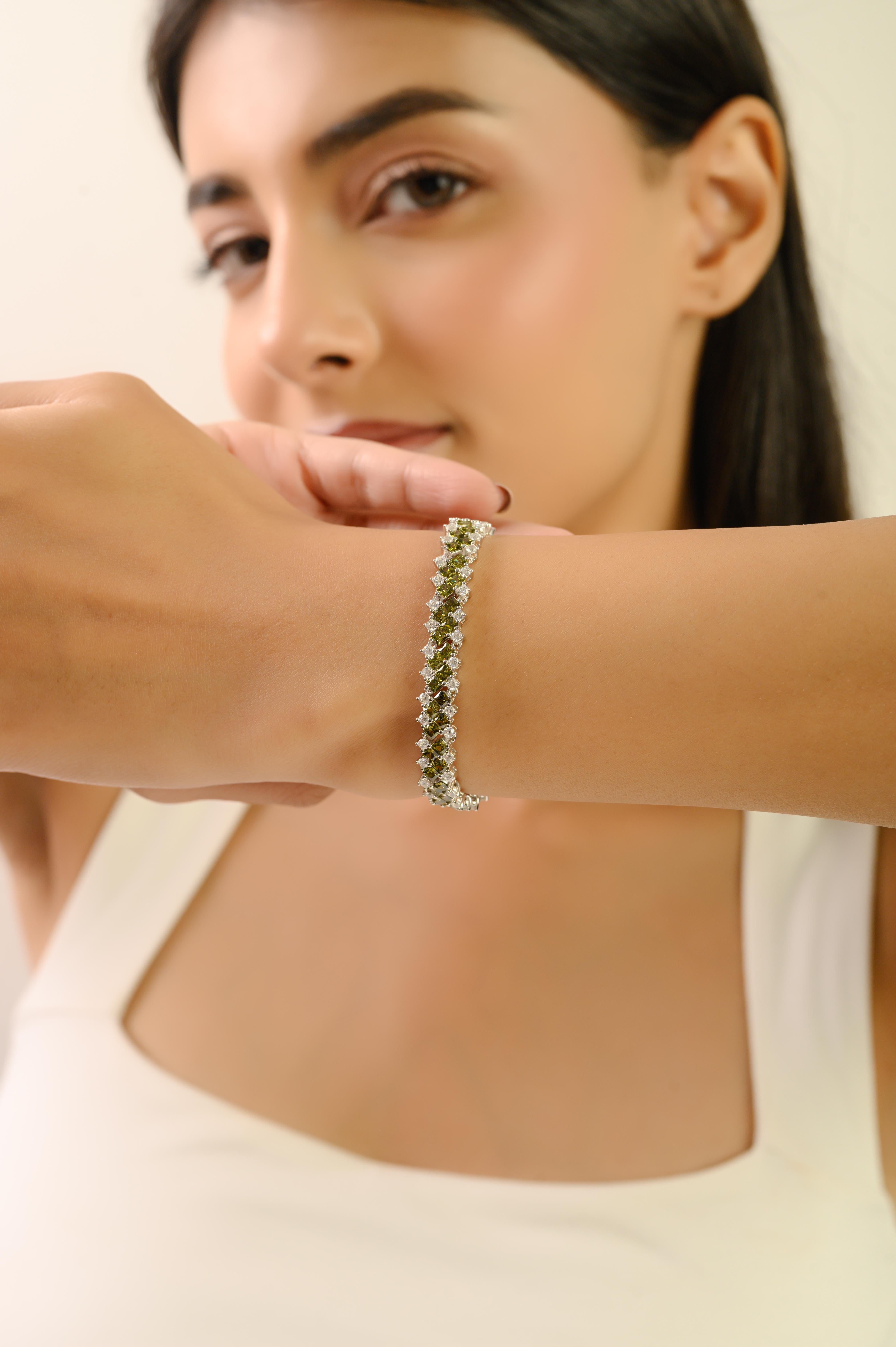 Silvorra Bracelet de tennis en argent 925 avec pierres CZ vertes et blanches Cadeau de Noël Pour femmes en vente
