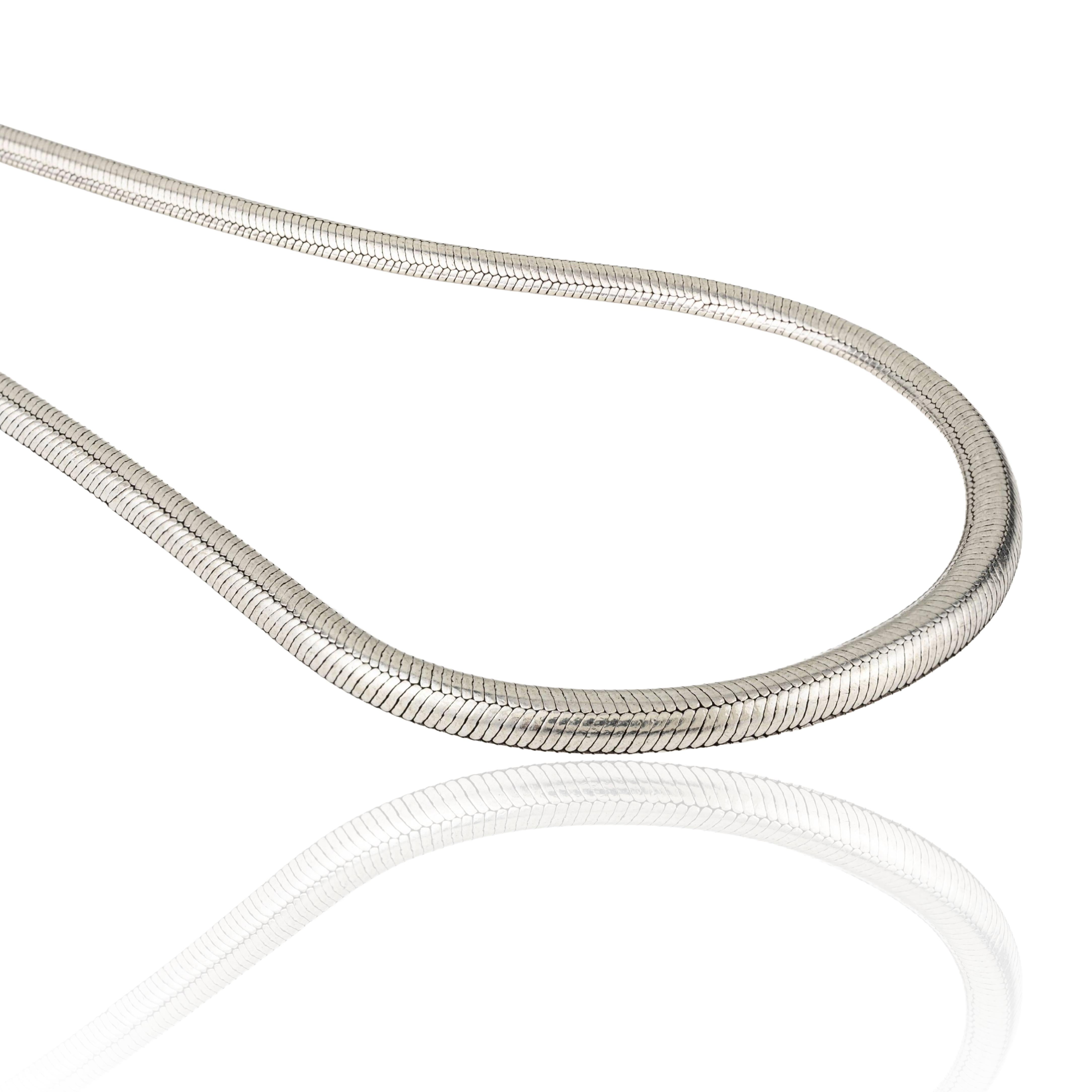 Silvorra 925 Argento Unisex 22,5 Pollici Collana a spina di pesce elegante in vendita 5