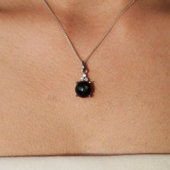 Silvorra 925 massivem Silber schwarzer Stern Edelstein Halo-Anhänger mit Zirkon Akzente