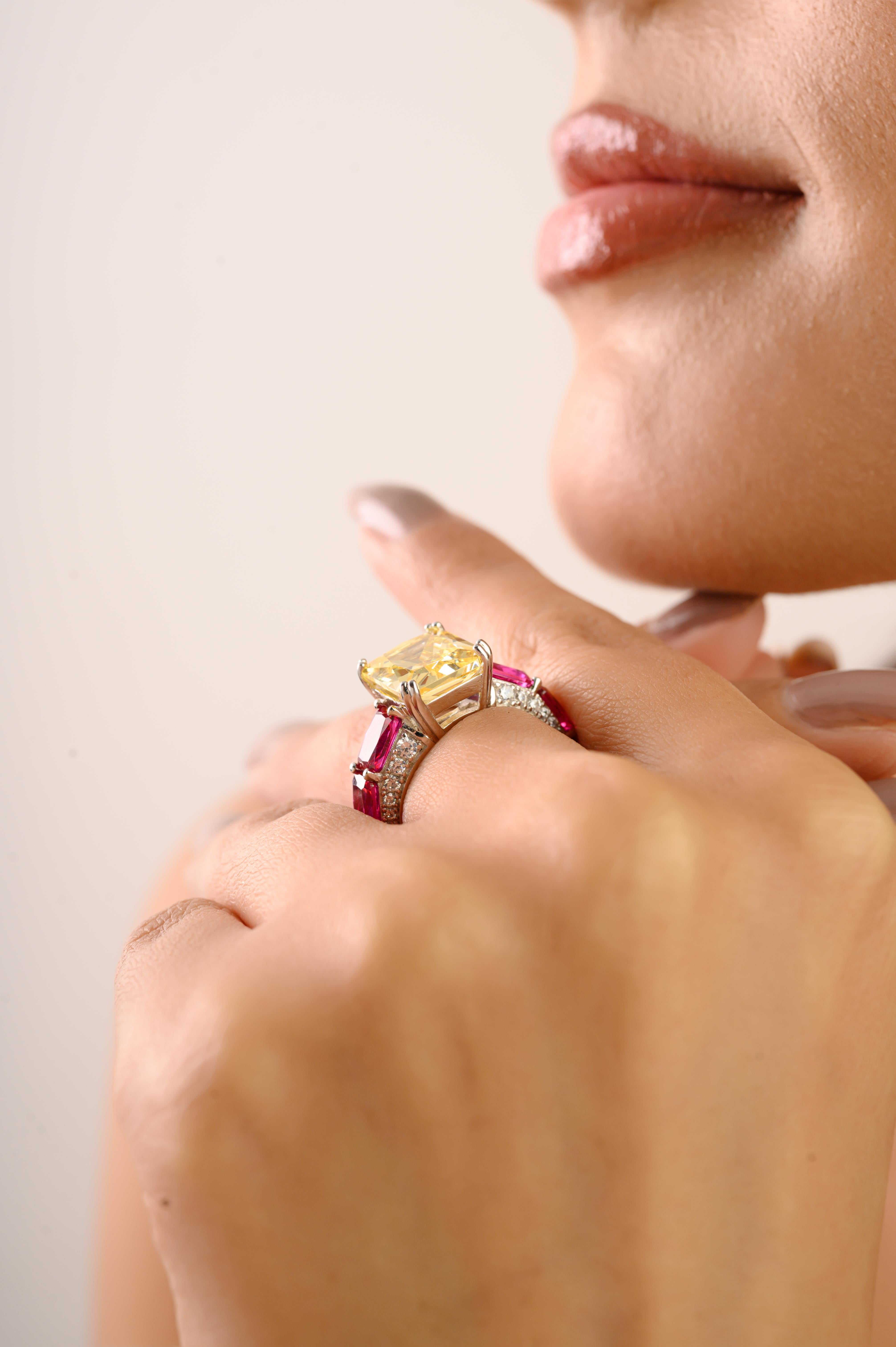 in vendita:  Anello solitario in argento massiccio 925 con zirconi gialli, rosa e bianchi di Silvorra 8