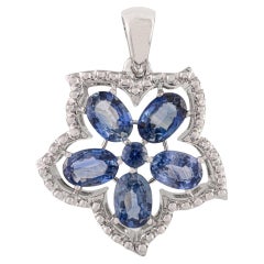 Ciondolo floreale in argento 925 A. Silver da 2,93 carati con zaffiro blu e zircone aureolato
