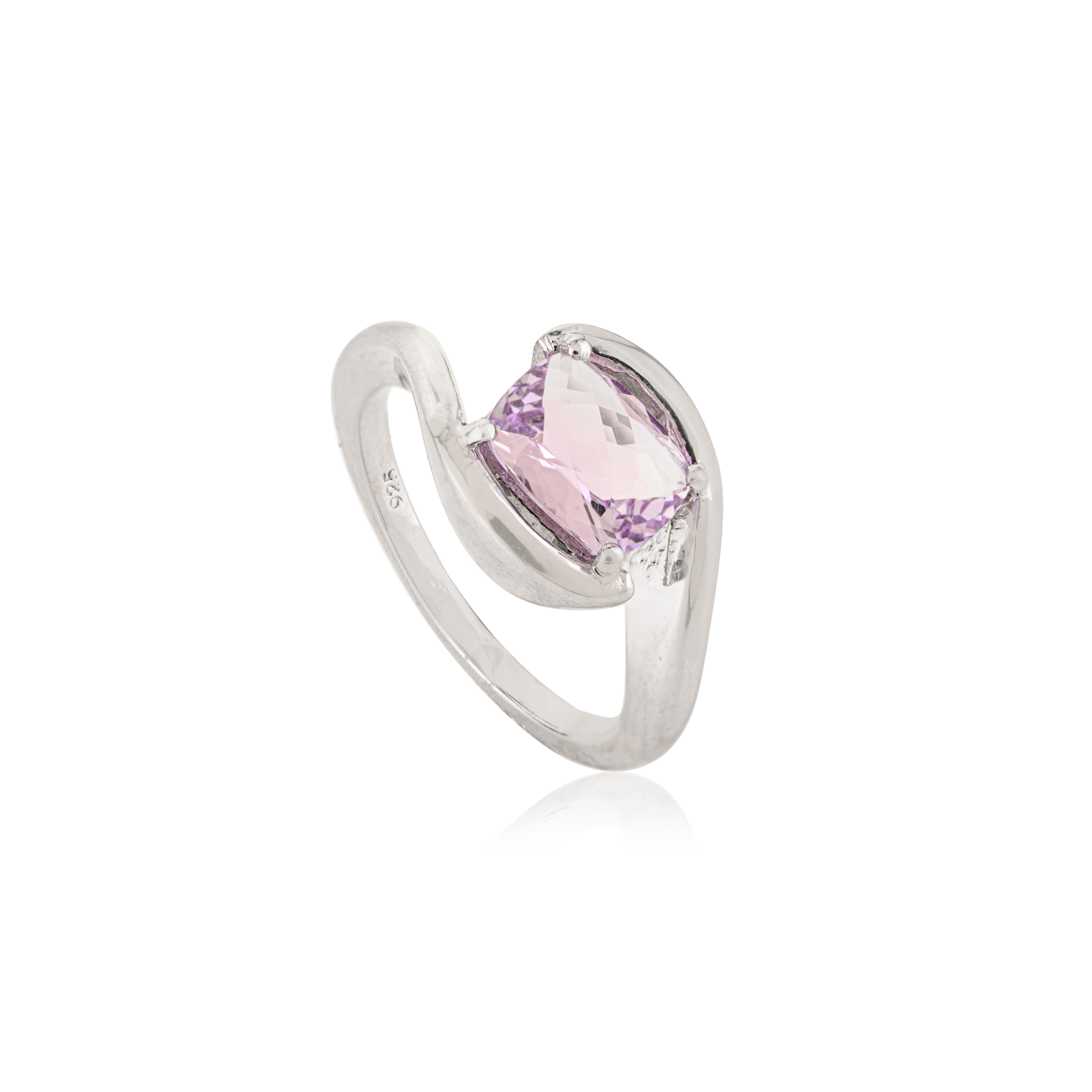 in vendita:  Anello solitario di ametista naturale in argento 925 A. Silver con taglio a cuscino da 1,72 TC 3