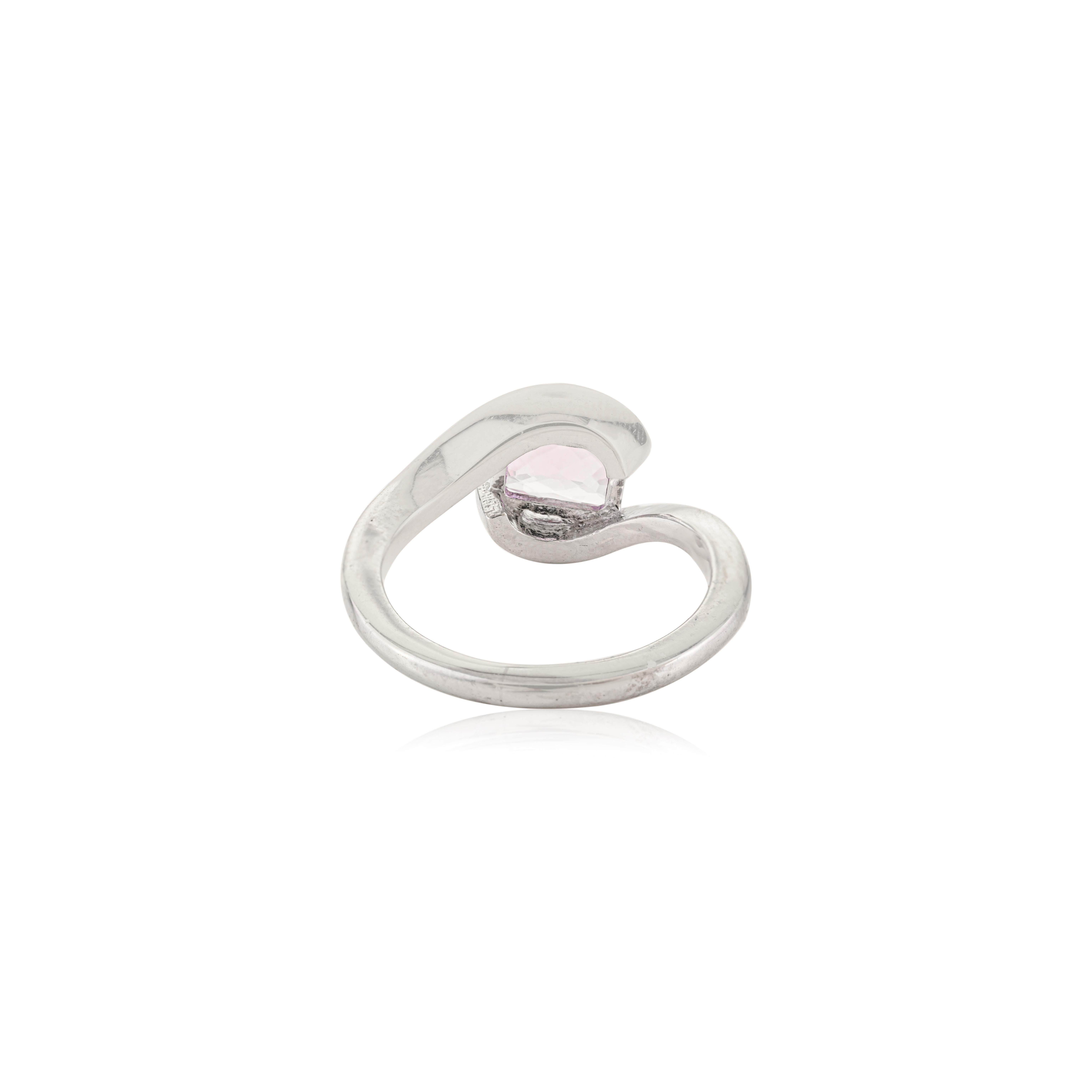 in vendita:  Anello solitario di ametista naturale in argento 925 A. Silver con taglio a cuscino da 1,72 TC 7