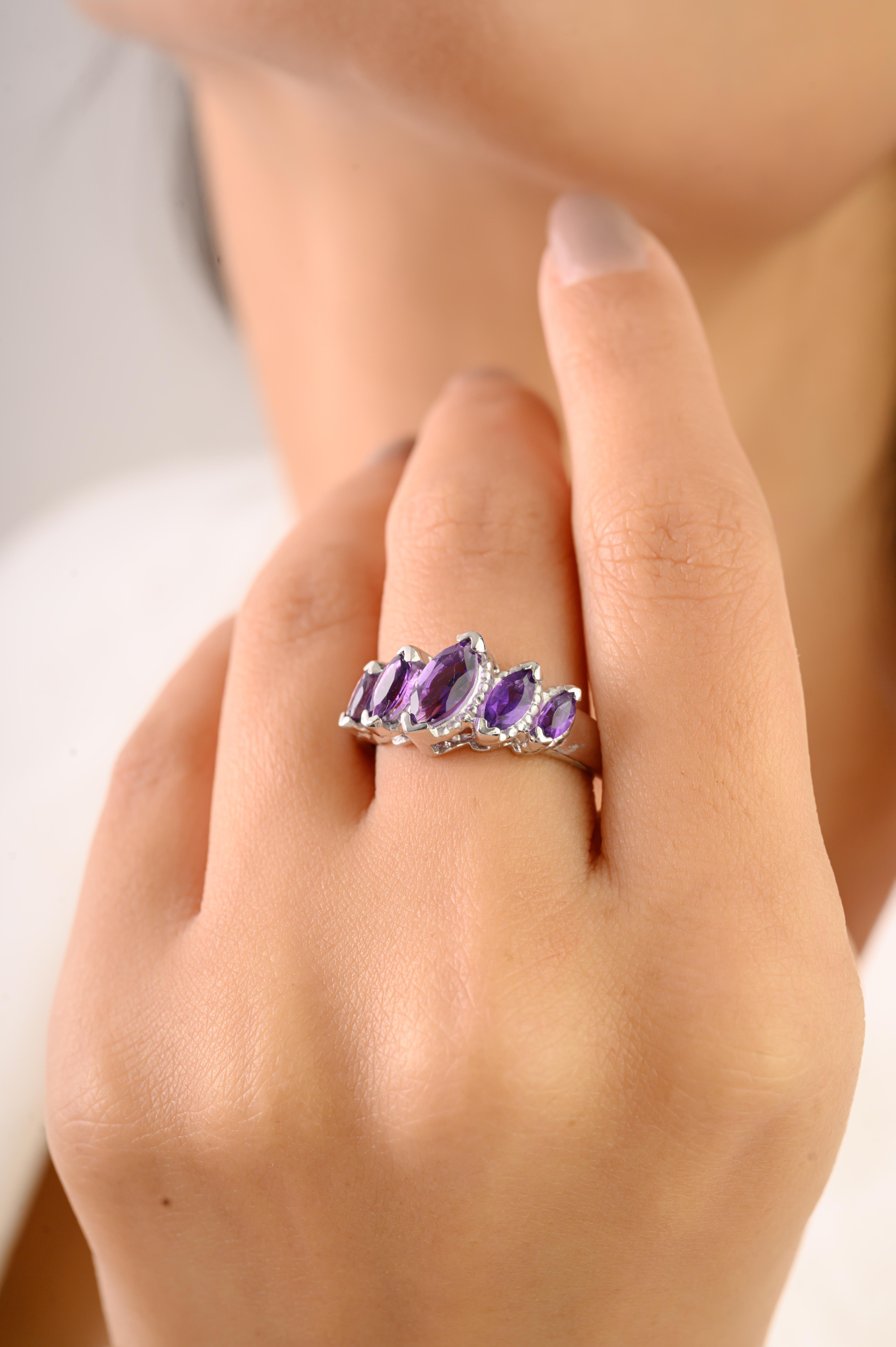 in vendita:  Silvorra 925 Sterling Silver Marquise-Cut Amethyst and White Zircon Band Ring 4