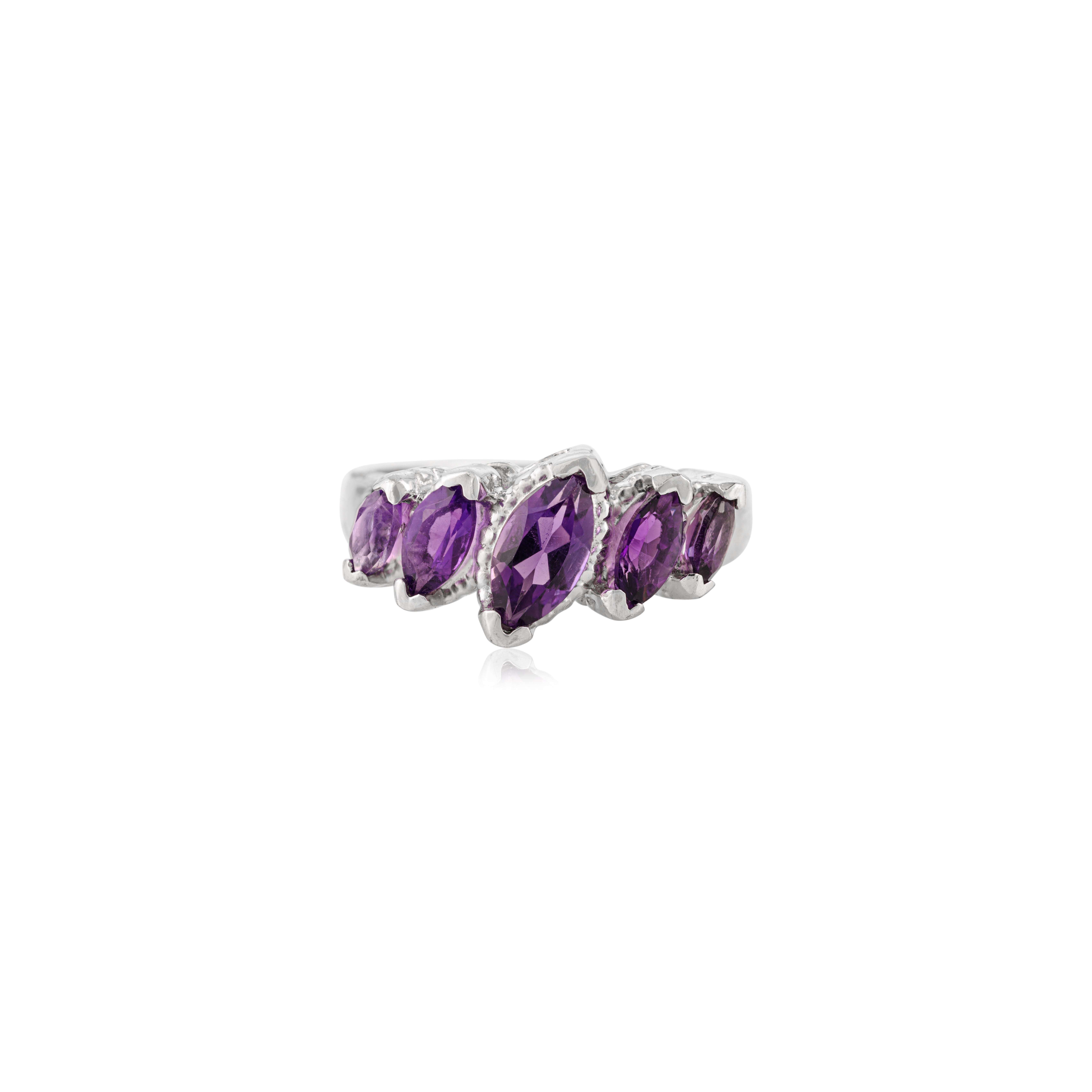 in vendita:  Silvorra 925 Sterling Silver Marquise-Cut Amethyst and White Zircon Band Ring 7