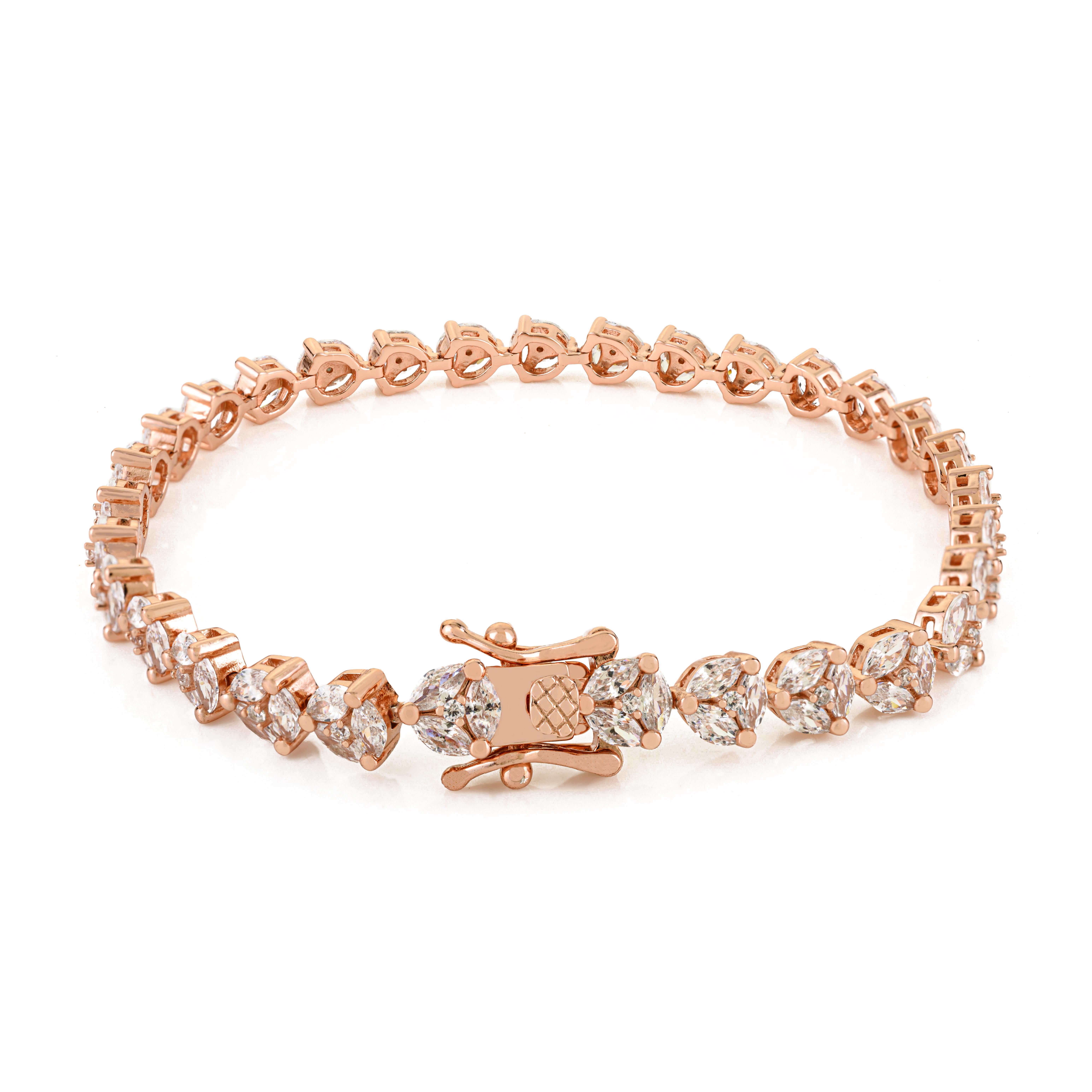 Bracciale tennis Silvorra in argento 925 e oro rosa con CZ marquise bianche In condizioni Nuovo in vendita a New York, NY