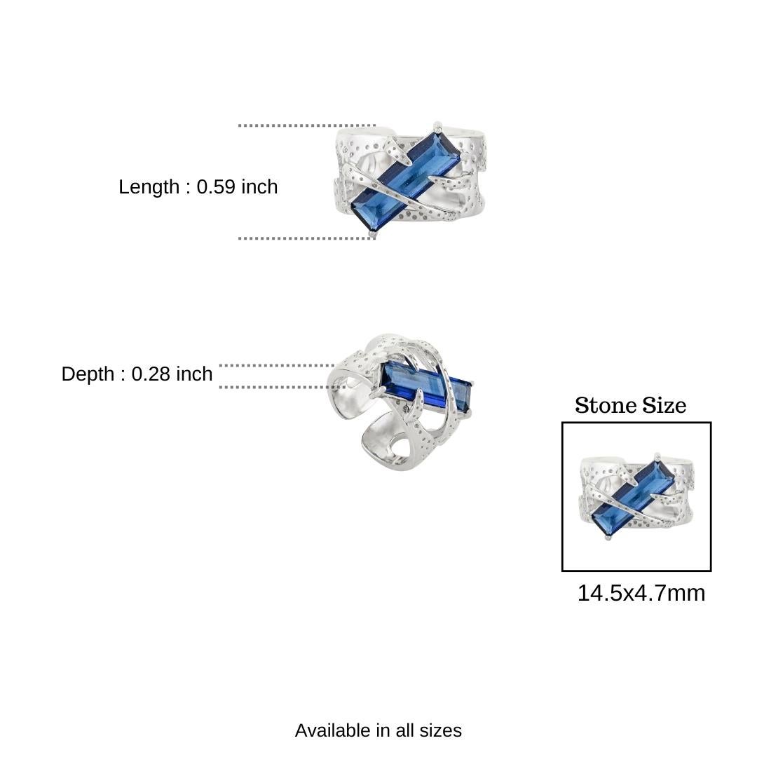 En venta: Silvorra 925 Sterling Silver Sculptural Ring with Blue Baguette Cubic Zirconia  10