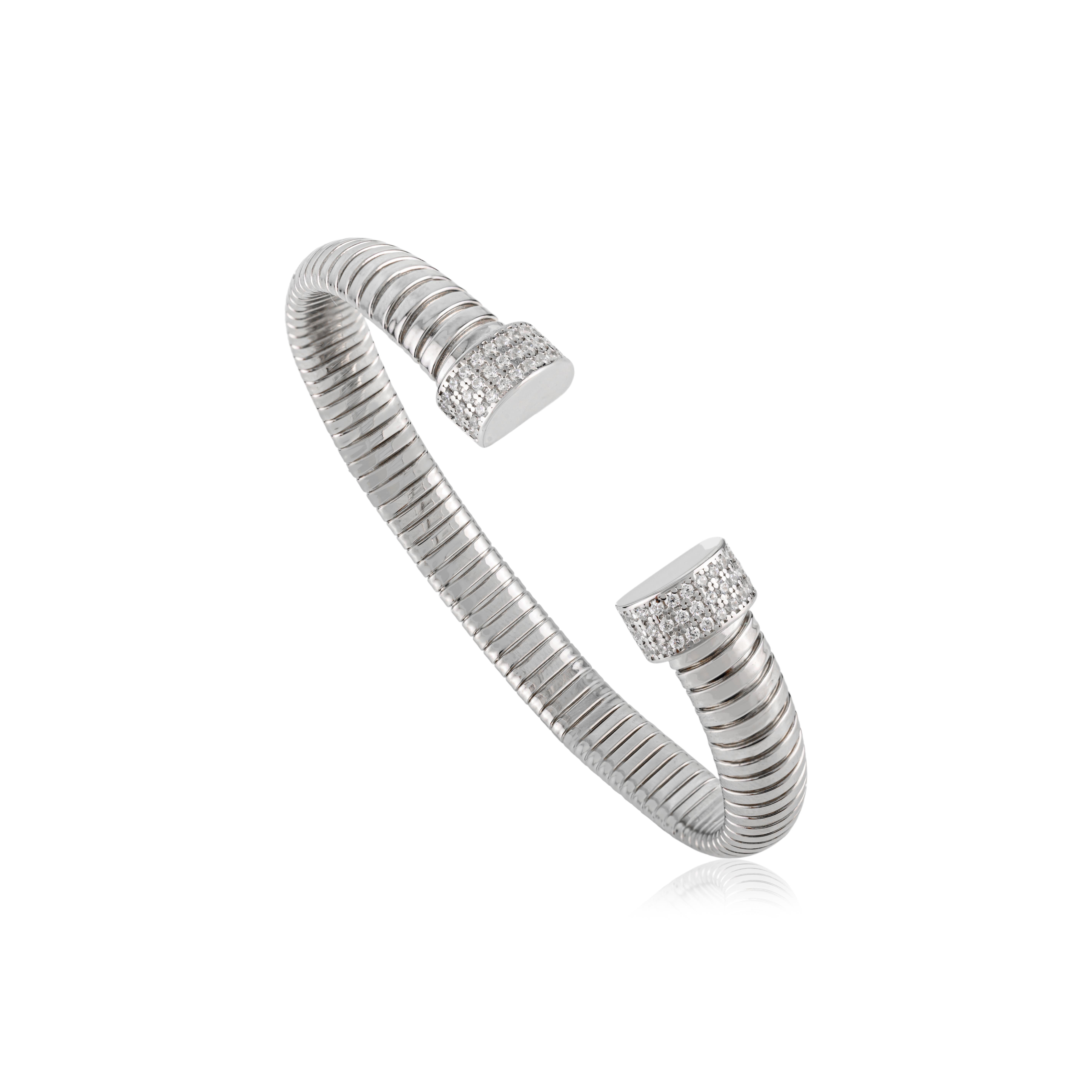 Bracciale aperto a spirale in argento 925 con cubic zirconia bianca Silvorra In condizioni Nuovo in vendita a New York, NY