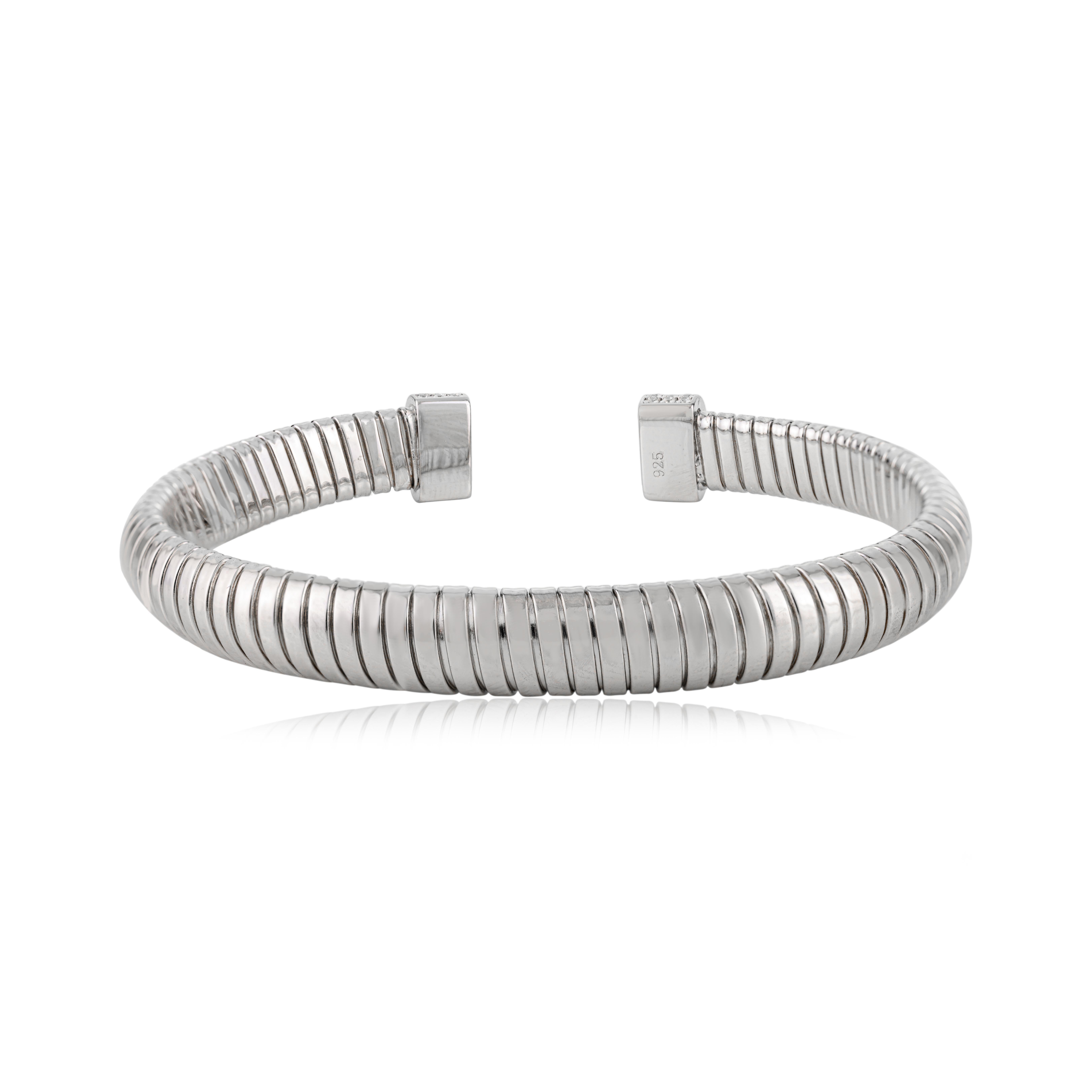 Bracciale aperto a spirale in argento 925 con cubic zirconia bianca Silvorra in vendita 2