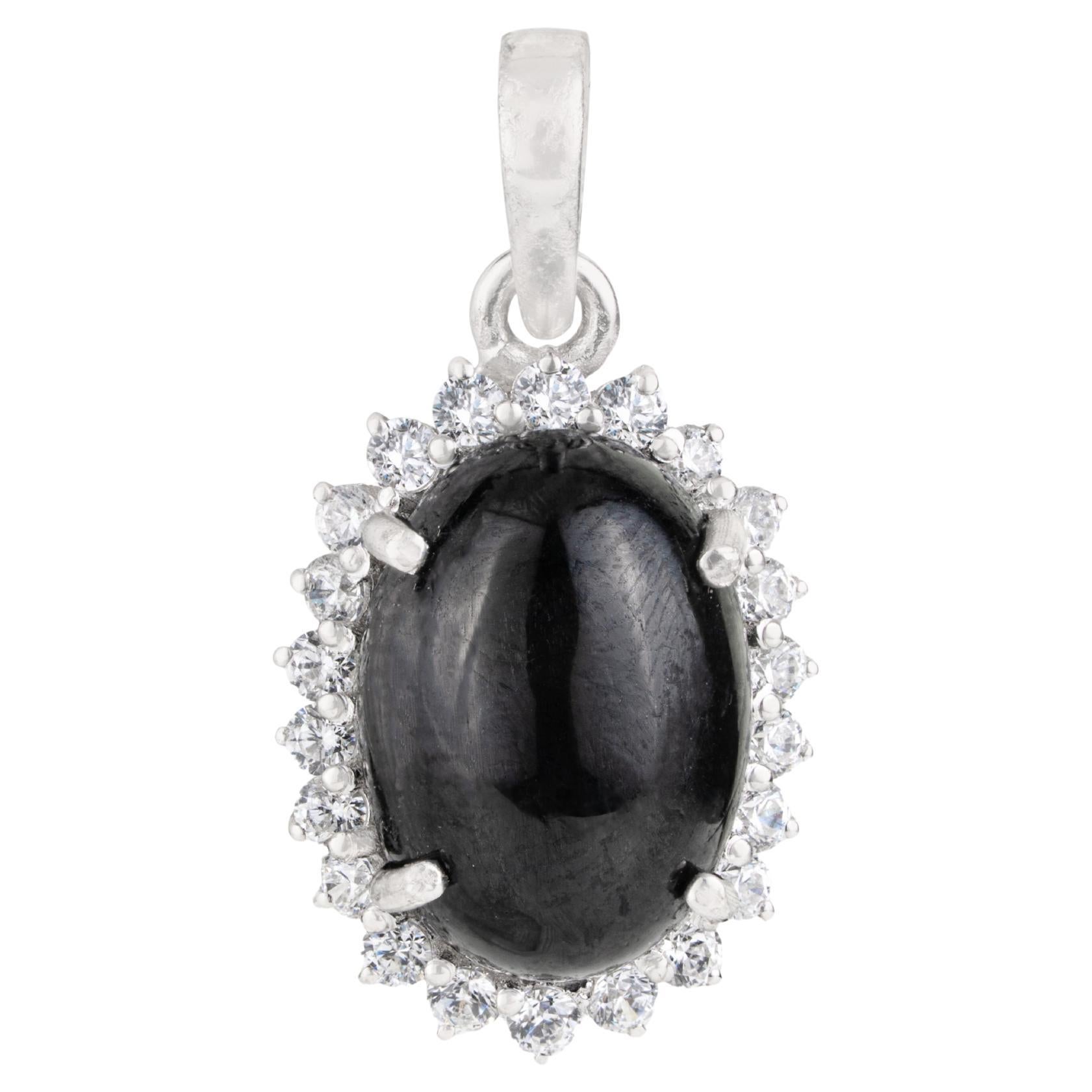 Silvorra AntiqyOval Black Star Pendant with Halo Diamonds for Mom's Gift For Sale