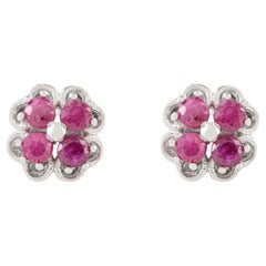 Orecchini a perno con fiore di rubino naturale di Silvorra Art Deco in argento 925