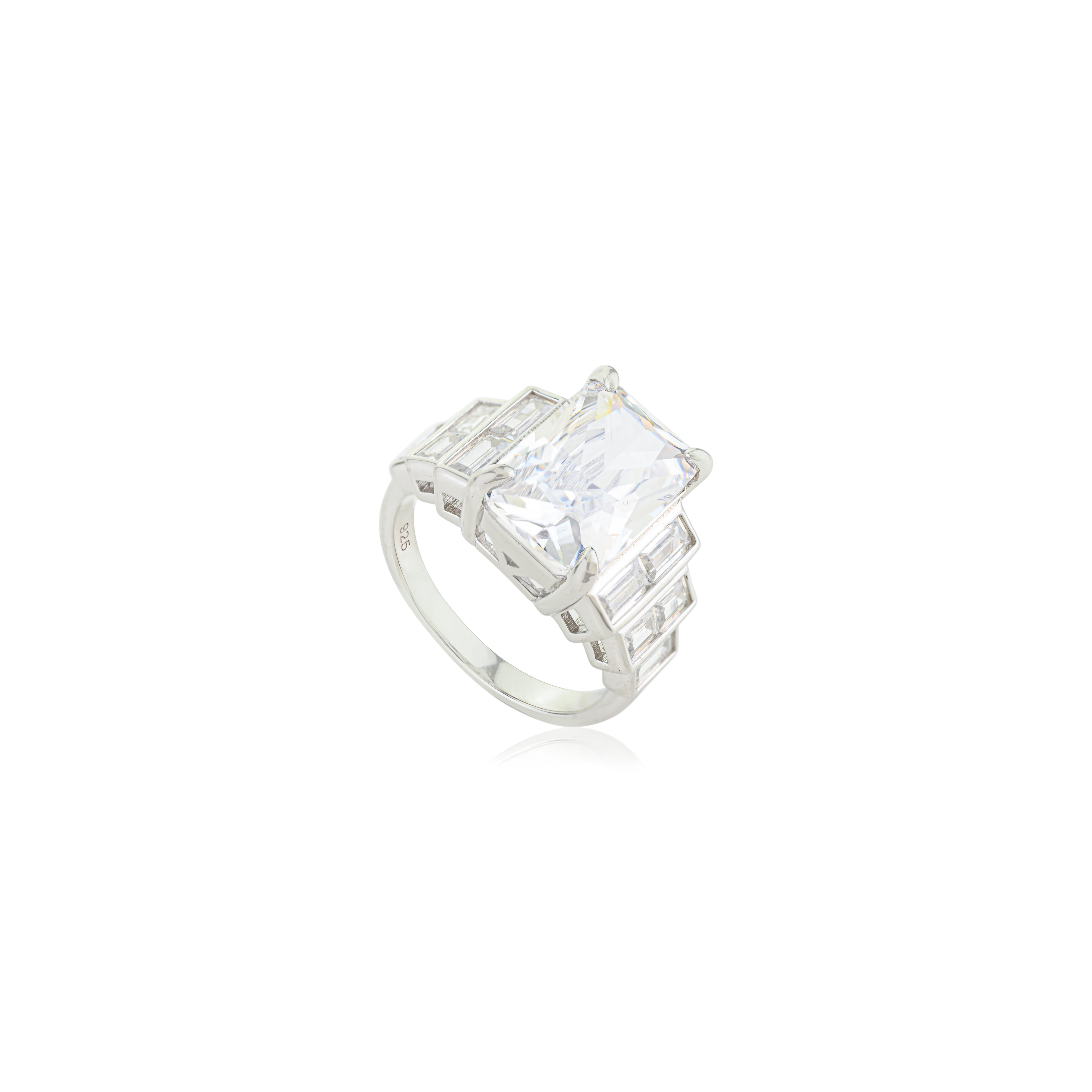 in vendita:  Anello Silvorra Art Deco con zirconi taglio radiante e baguette in argento 925 4