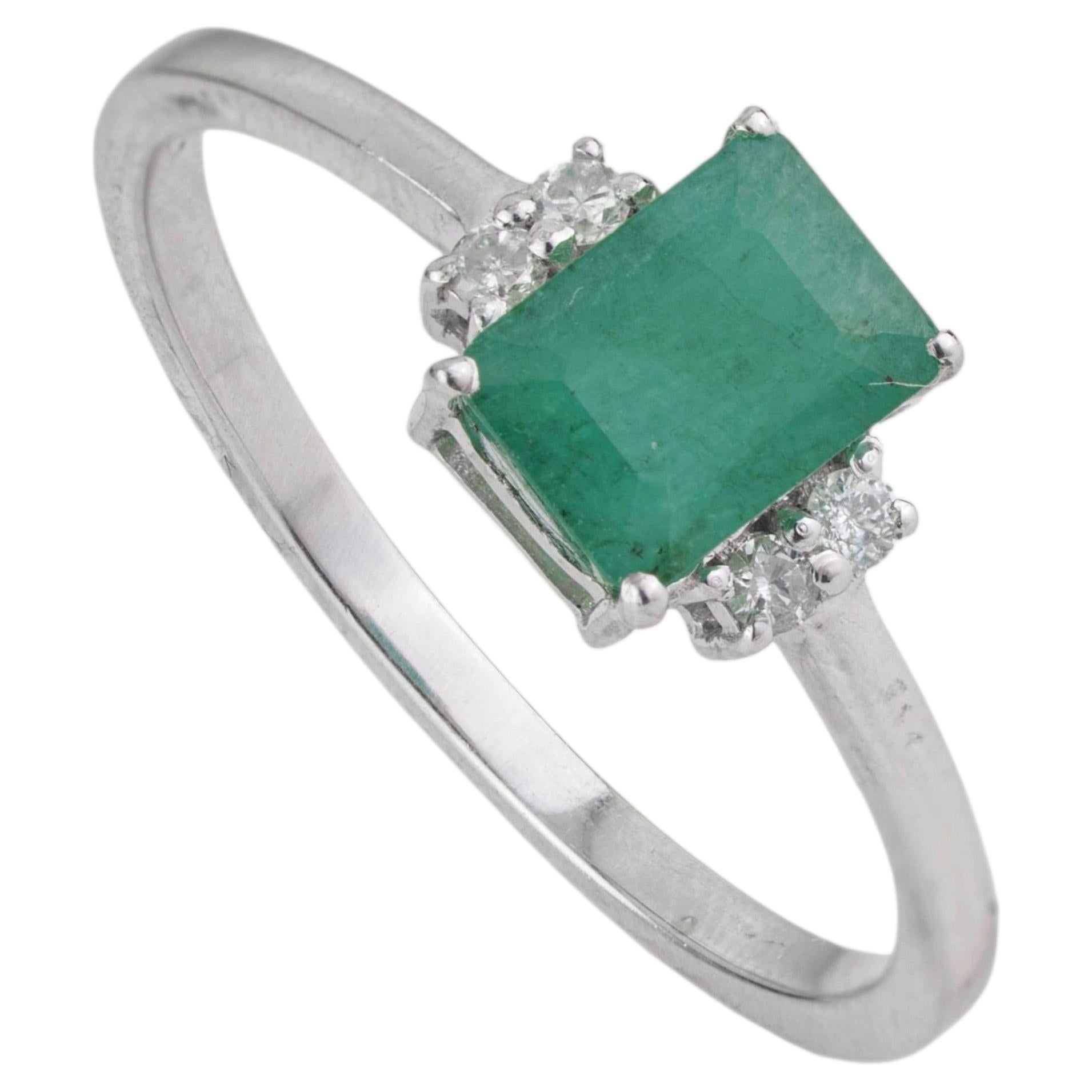 Silvorra Art Deco Stil 1,05ct Vivid Green Smaragd & Diamant Ring in 925 Silber