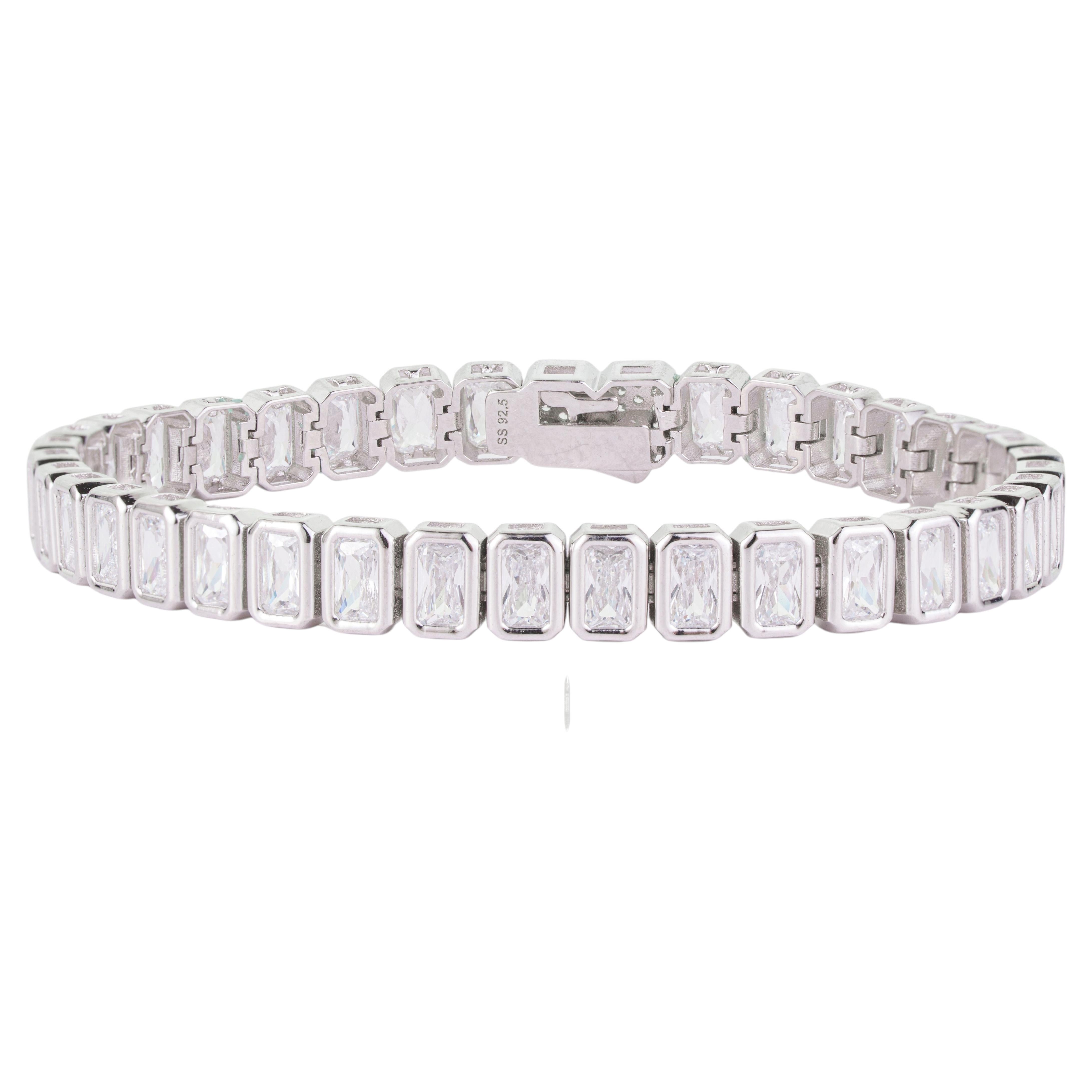 Silvorra Tennisarmband im Art-Déco-Stil mit facettierten Zirkonia-Steinen in Zargenfassung aus Silber