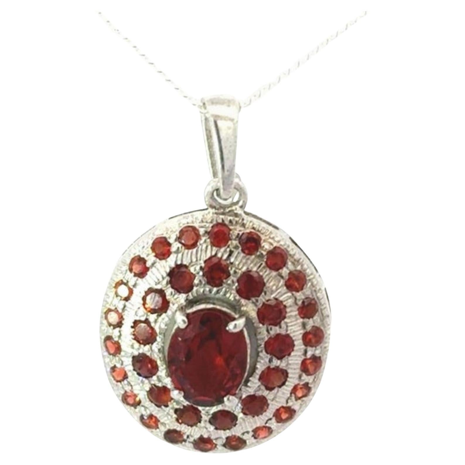 Ciondolo con granato naturale da 3,25 carati in argento 925 di Silvorra in stile Art Déco. in vendita
