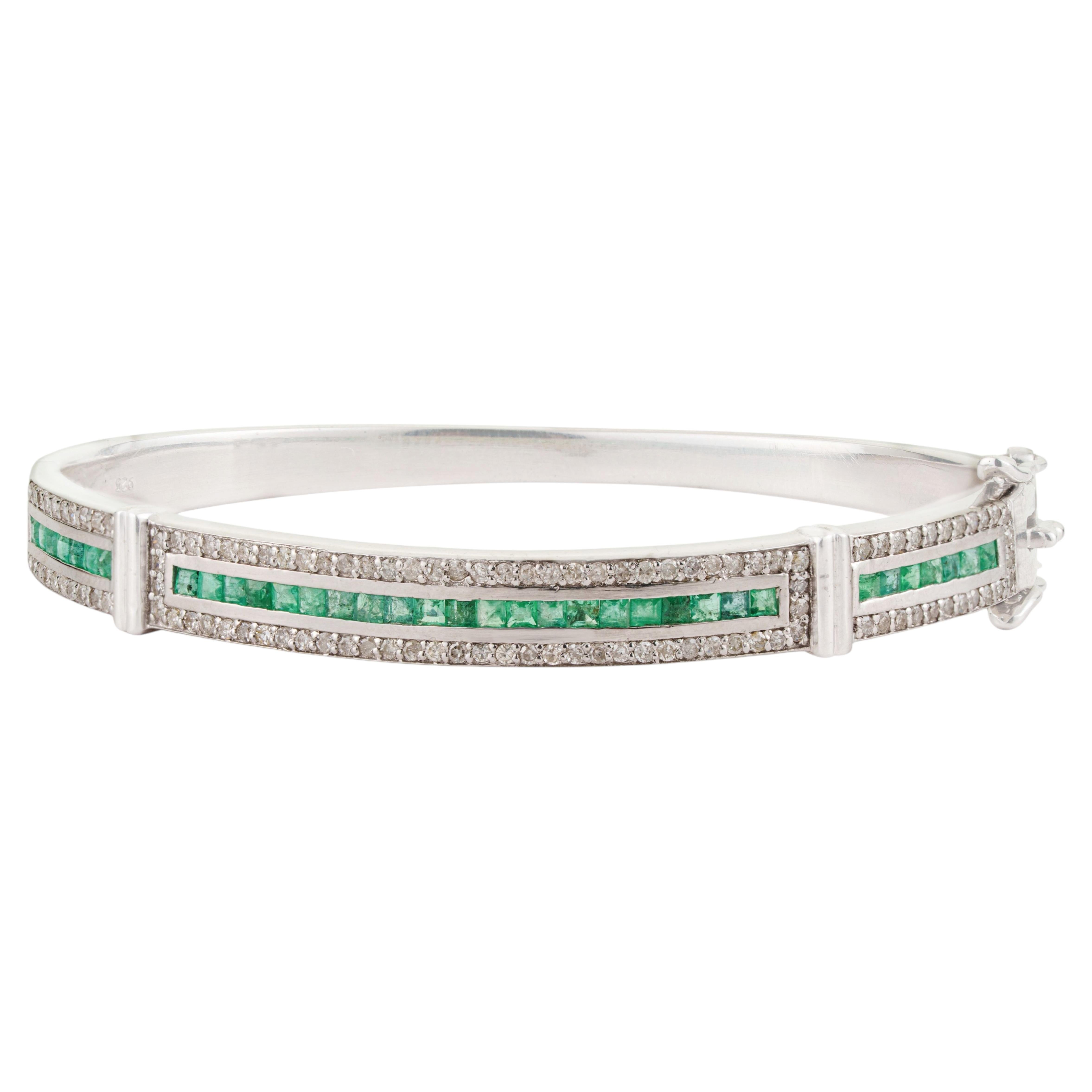 Silvorra Certified Emerald & Diamond Statement Hinged Bangle Bracelet 925 Silver For Sale