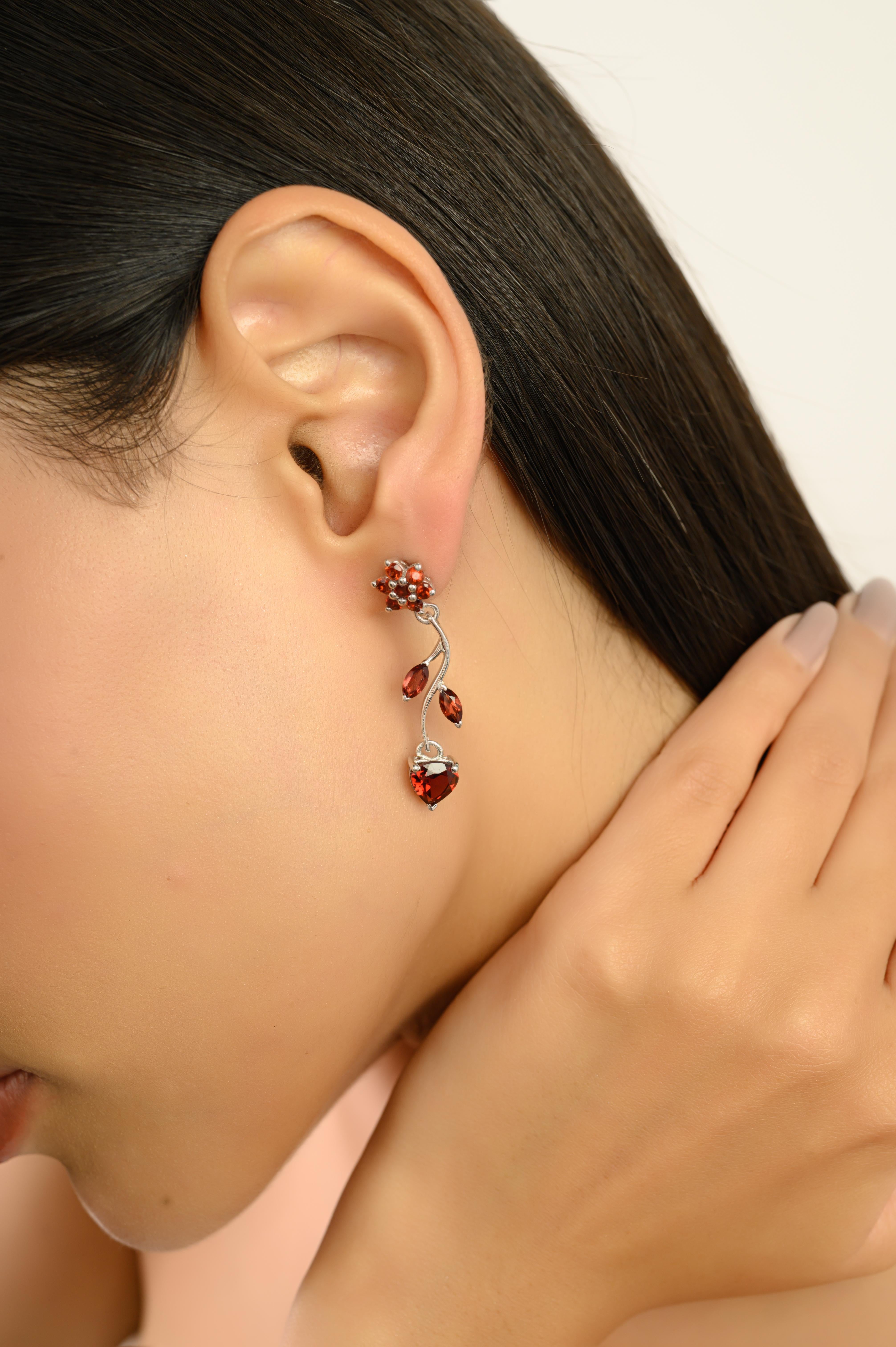 A Silver 925 Boucles d'oreilles pendantes en Argent 925 grenat foncé Cadeau de Noël Pour femmes en vente