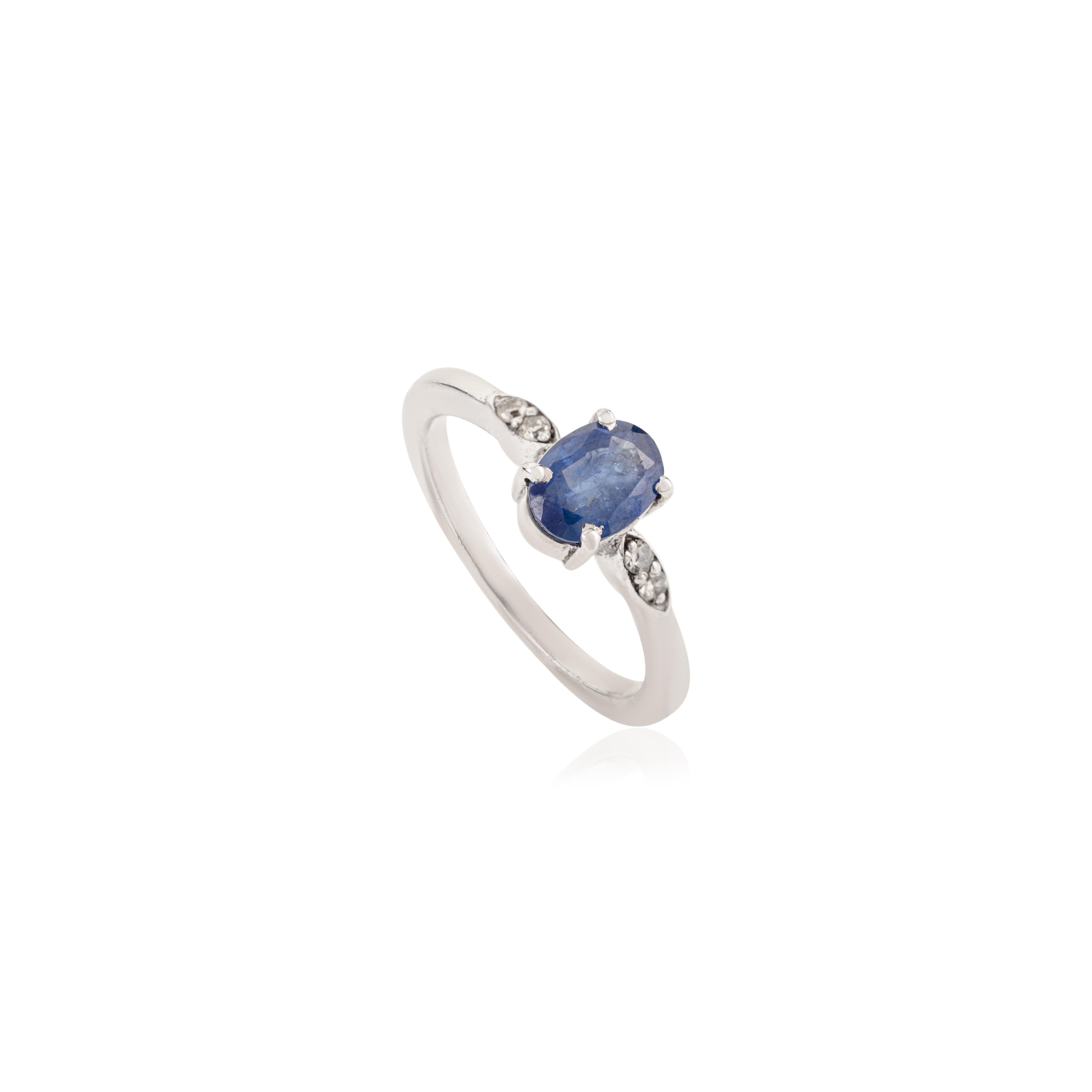 For Sale:  Silvorra Classic Four Prong Oval Cut Blue Sapphire Solitaire Ring with Diamond 3