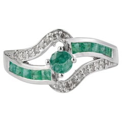 Silvorra Contemporary Emerald and Diamond Bypass Ribbon Ring in Sterling Silver
