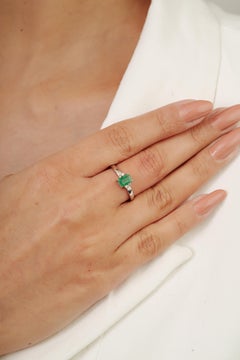 Silvorra Dainty Natural Emerald & Diamond Prong Ring in 925 Silver for her