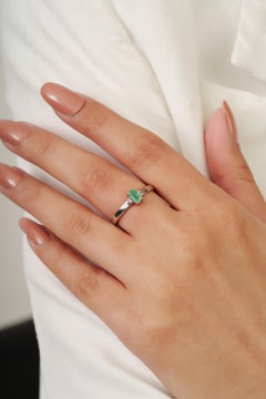Silvorra Delicate Emerald and Diamond Accent Ring in 925 Silver Gift for her