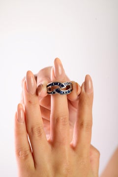 Silvorra Elegant Interloped Band Ring mit Square-Cut Natural Blue Sapphires