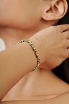 Silvorra Elegant Natural Peridot Oval Cut Tennis Bracelet in 925 Sterling Silver