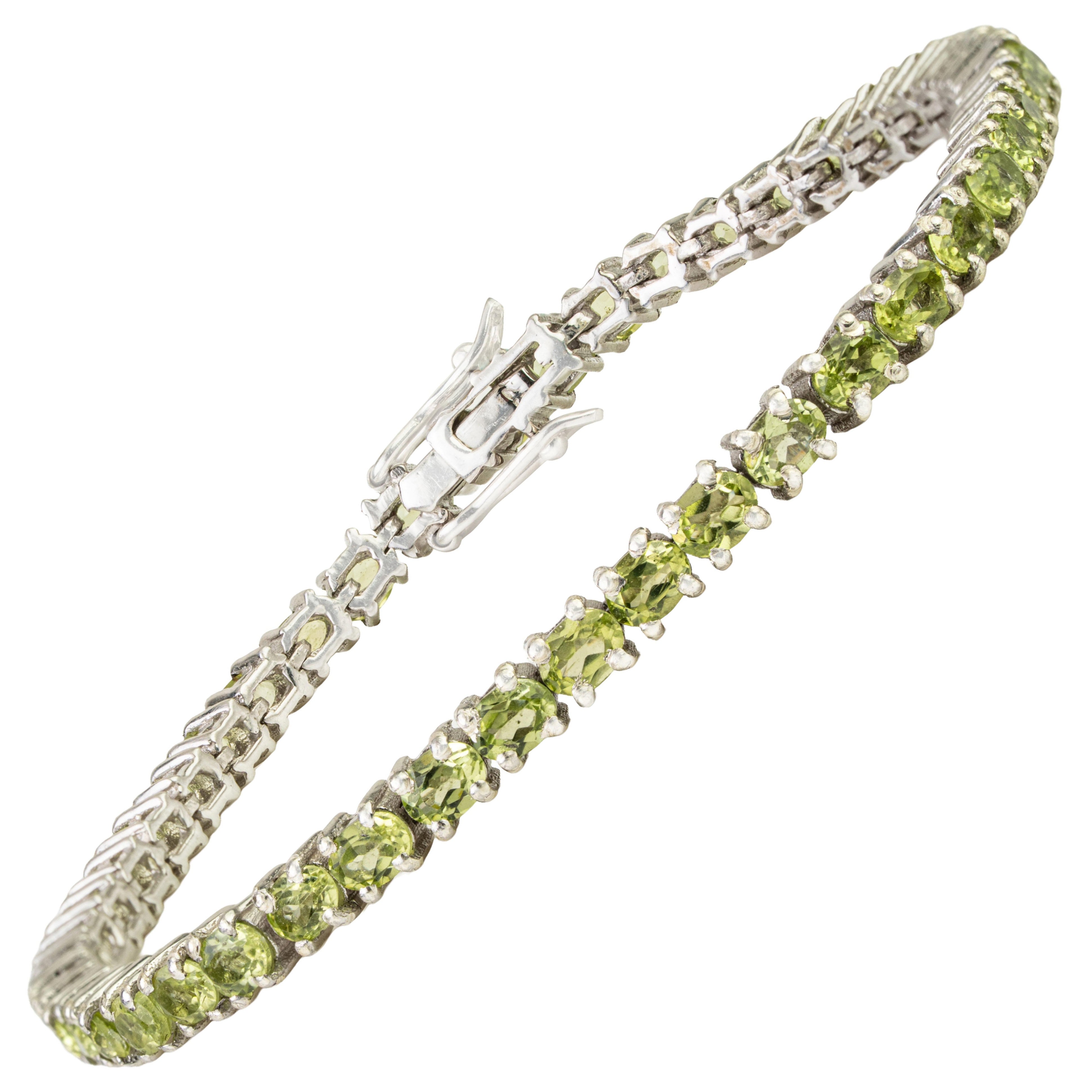 Bracciale Tennis Elegance con peridoto naturale e taglio ovale in argento 925 di Silvorra