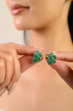 A Silver Boucles d'oreilles en argent avec motif floral 3,55ct Emeraude en diamants pour la Saint-Valentin