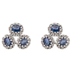 Silvorra Blumenmotiv Saphir
Halo Diamant Silber Ohrstecker für Valentin Geschenk