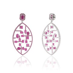 Boucles d'oreilles pendantes Silvorra en argent 925, avec rubis géométrique et motif ajouré en treillis
