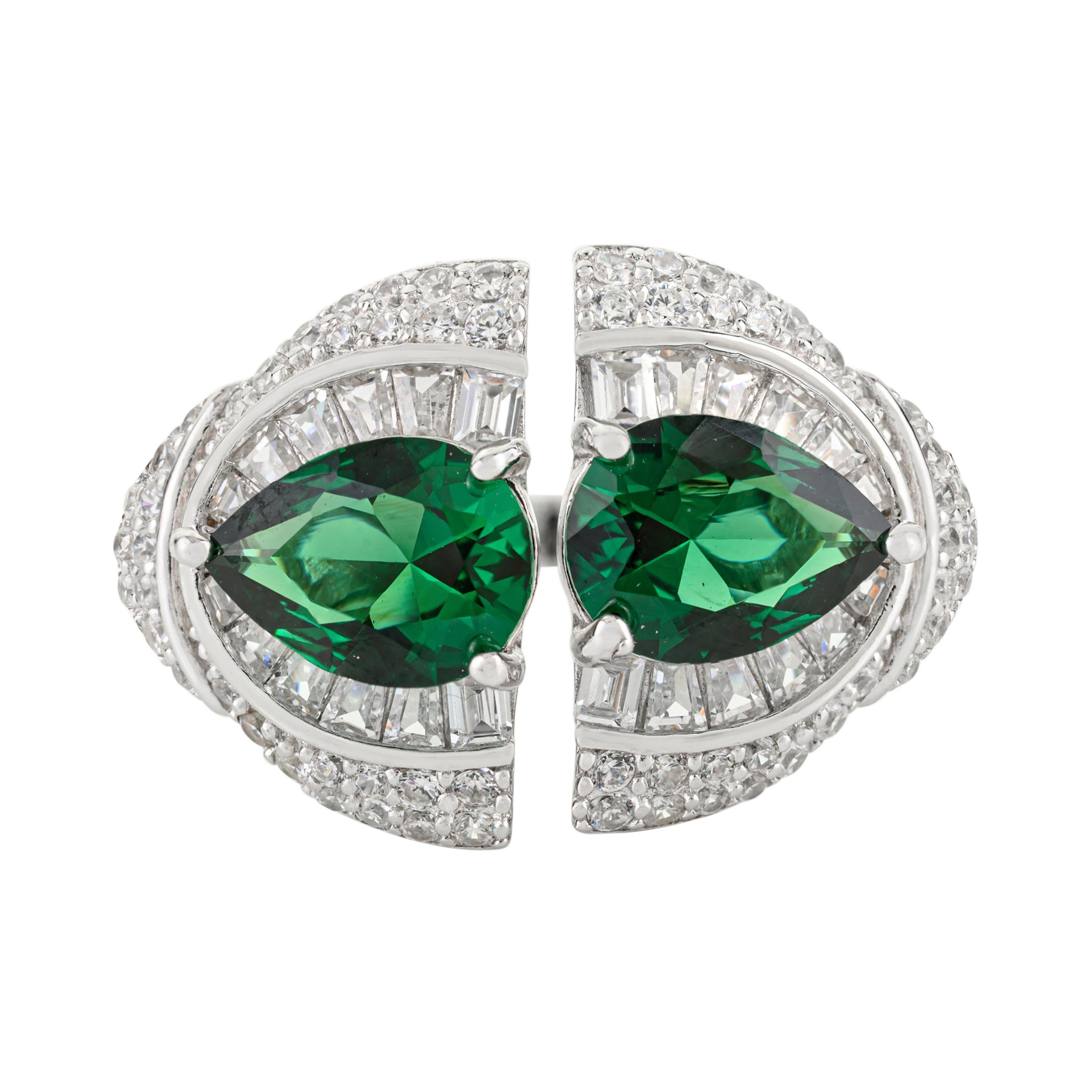in vendita:  Anello Cocktail Split Halo con Cubic Zirconia Verde e Bianca di Silvorra in Argento 925