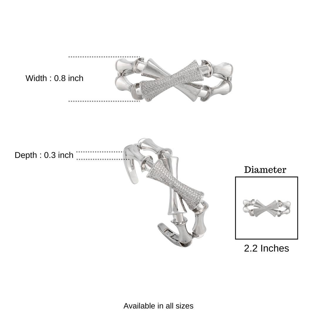 Silvorra Handgefertigtes 925 Silber Couture Manschettenarmband mit weißen Cubic Zirkonia im Angebot 5