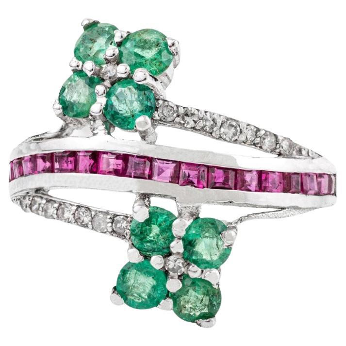 in vendita:  Silvorra Handcrafted Natural Emerald 
Ruby Bypass Diamond 925 Silver Ring