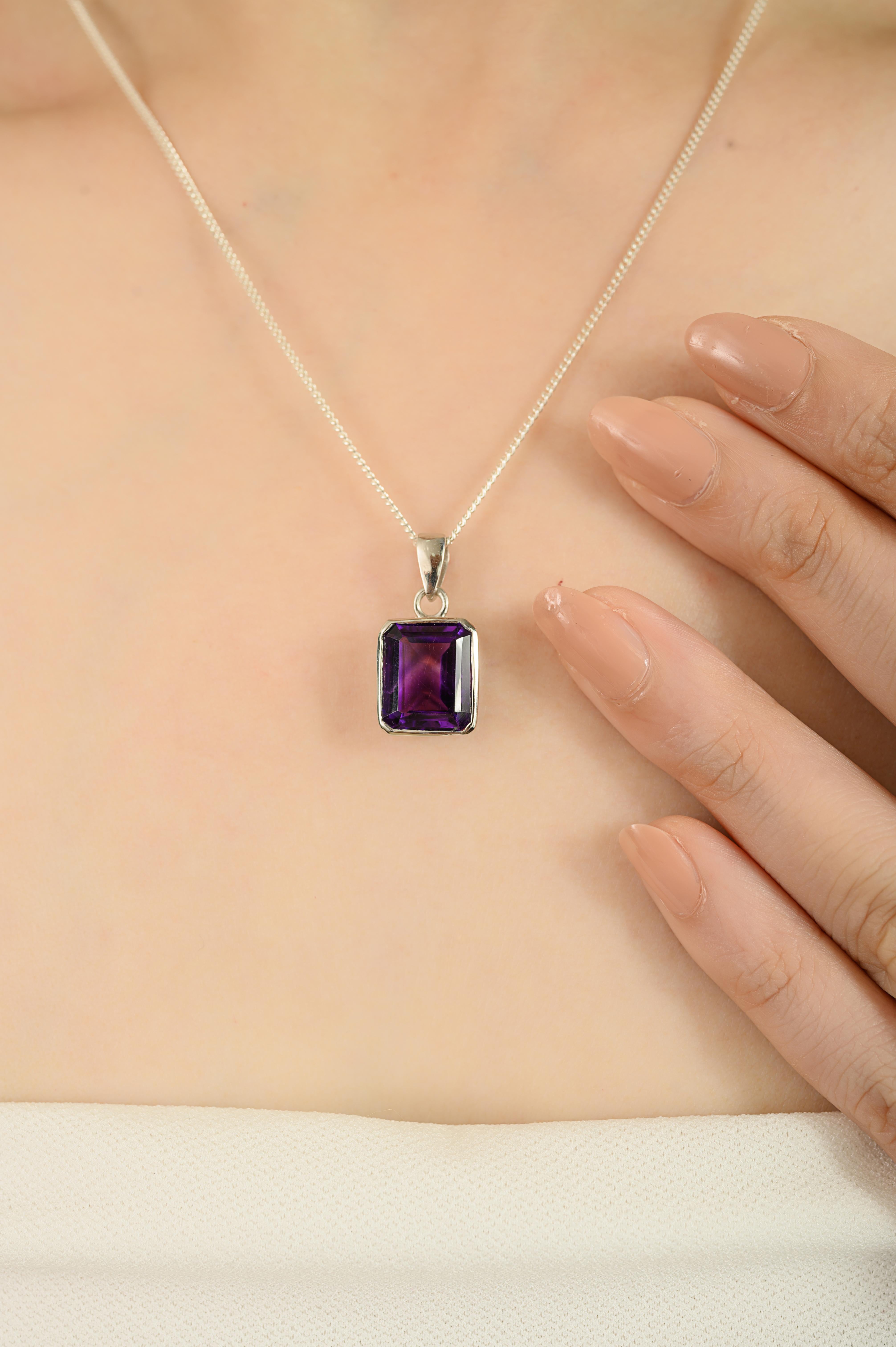 Women's or Men's Silvorra Handmade 5.76 Ct Natural Amethyst Solitaire Pendant in 925 Silver For Sale