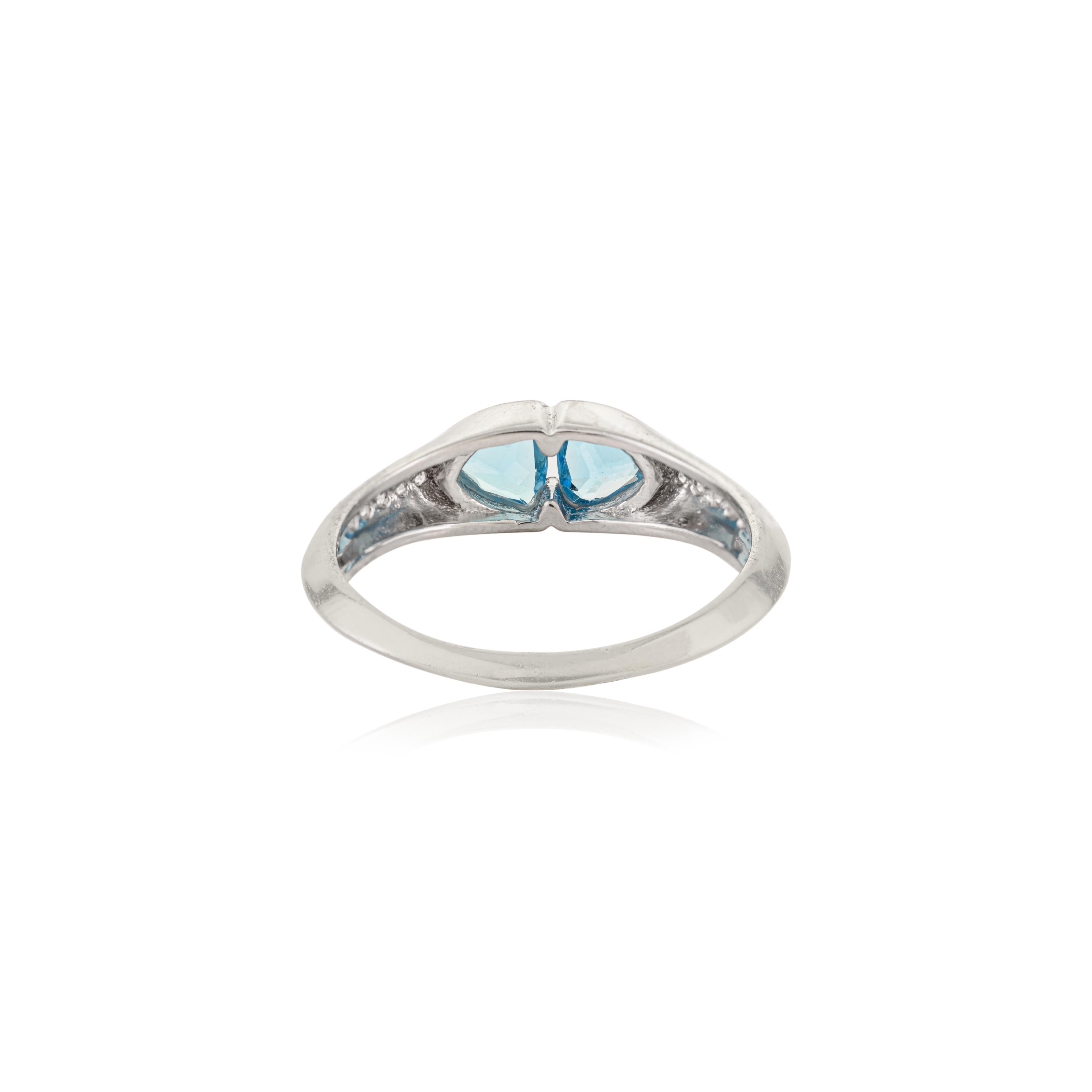 En venta: Silvorra Anillo de Plata 925 Hecho a Mano con Topacio Azul de 1,35 qt y Detalles de Circón Cúbico  7
