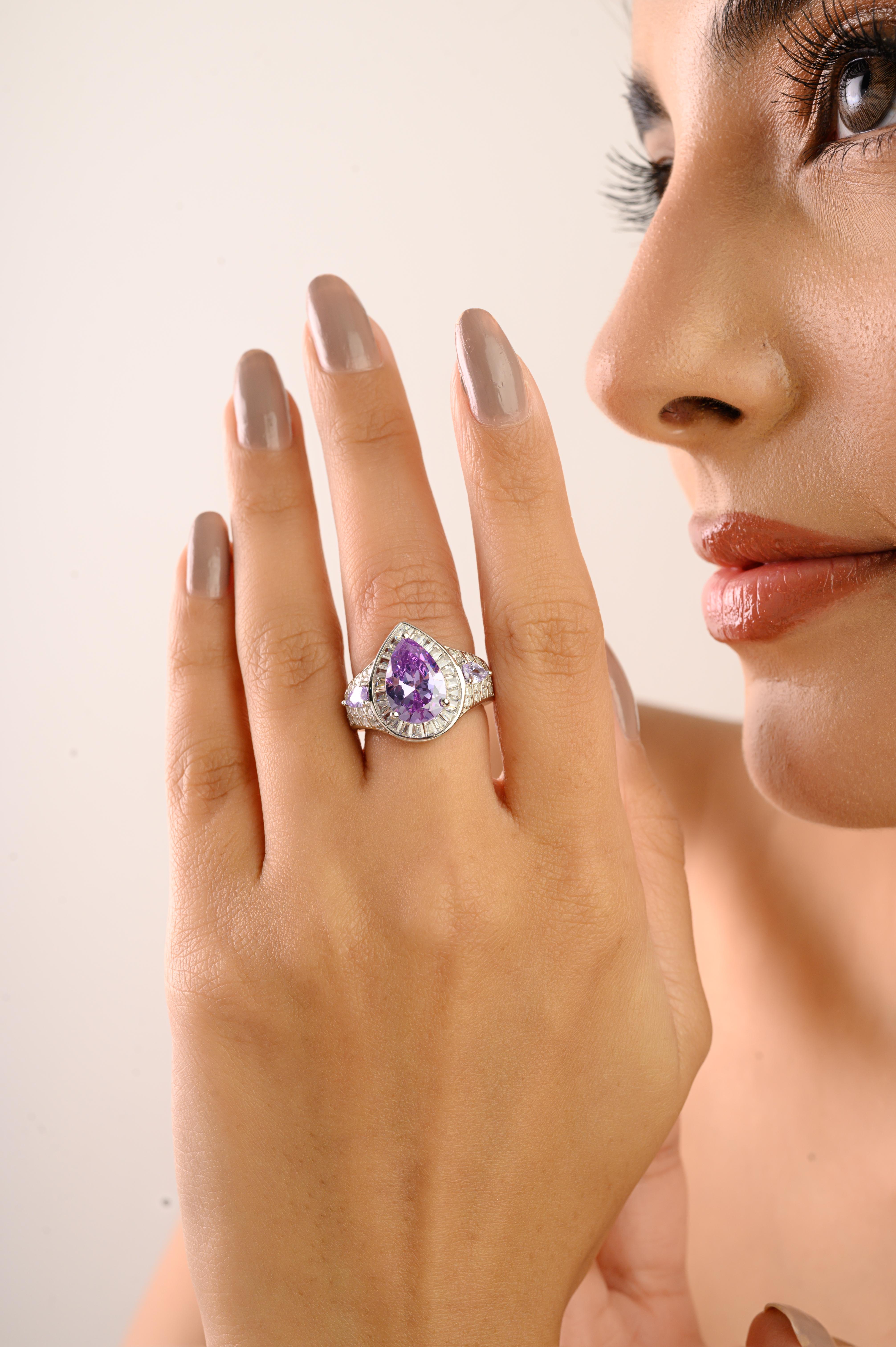 En vente :  Silvorra Bague halo en argent 925 avec zircon cubique violet, faite à la main 2