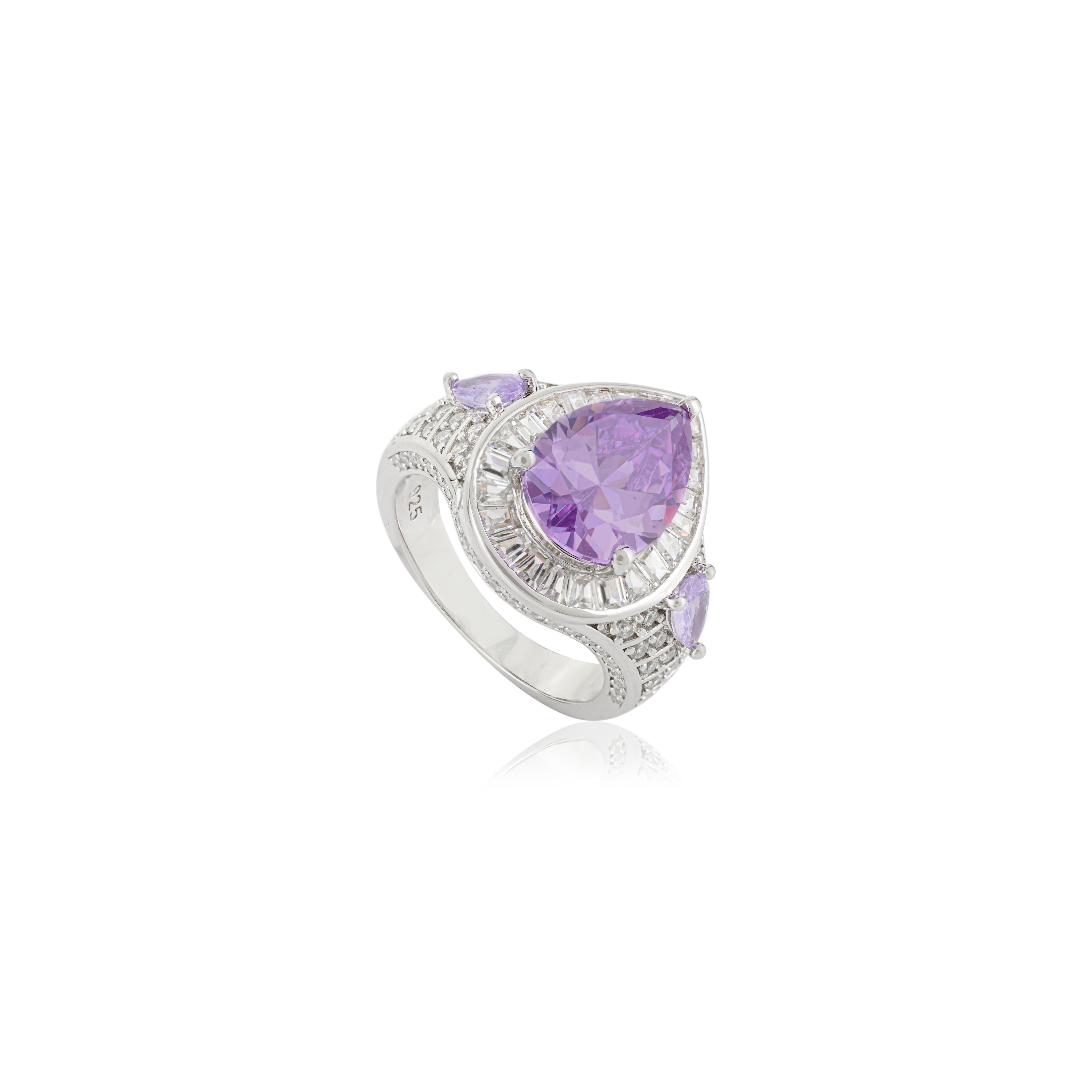 in vendita:  Silvorra Handmade Bold Teardrop Halo Ring in 925 Silver with Purple Cubic Zircon 5