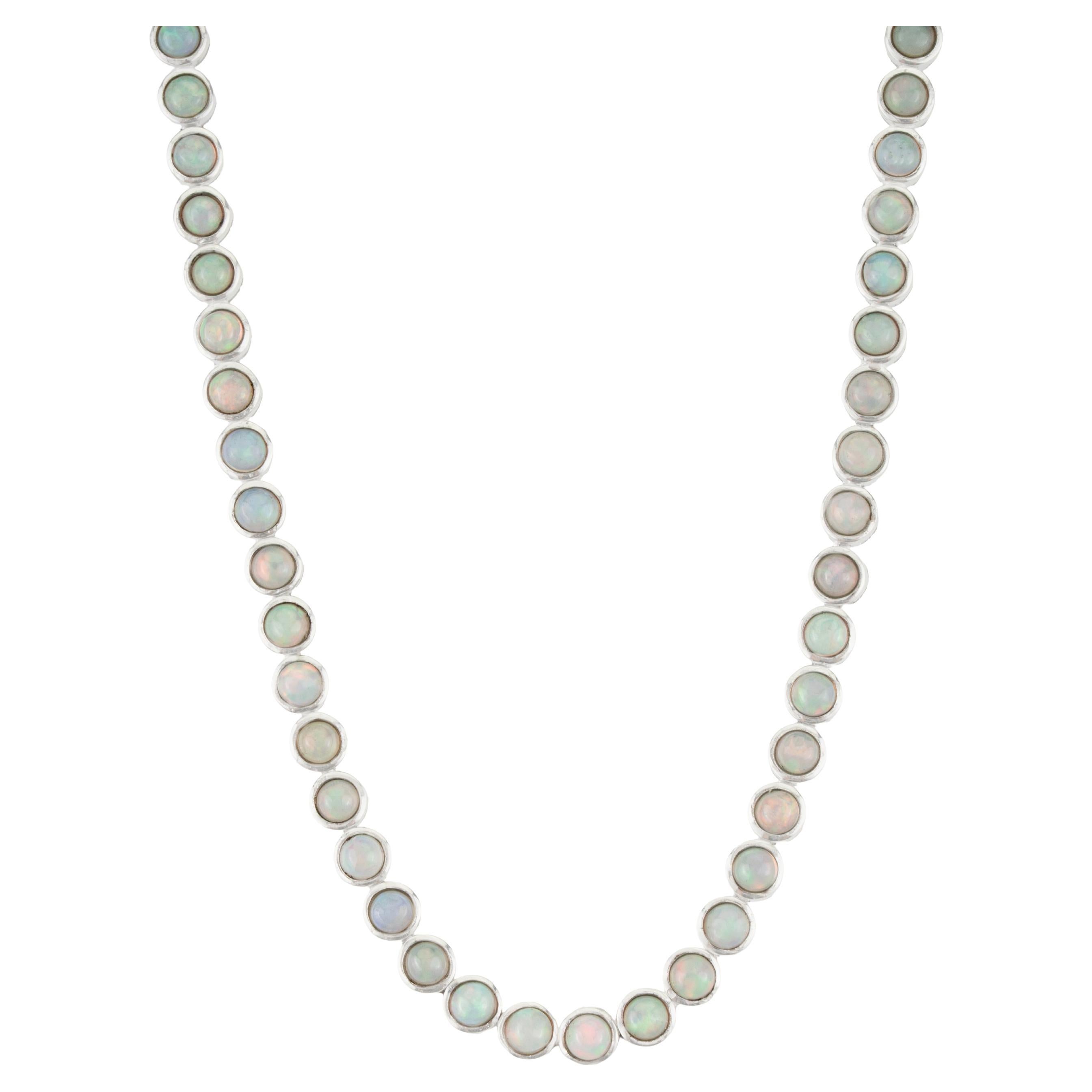 A Silver - Collier de tennis en argent 925 et pierre d'Opale fait à la main