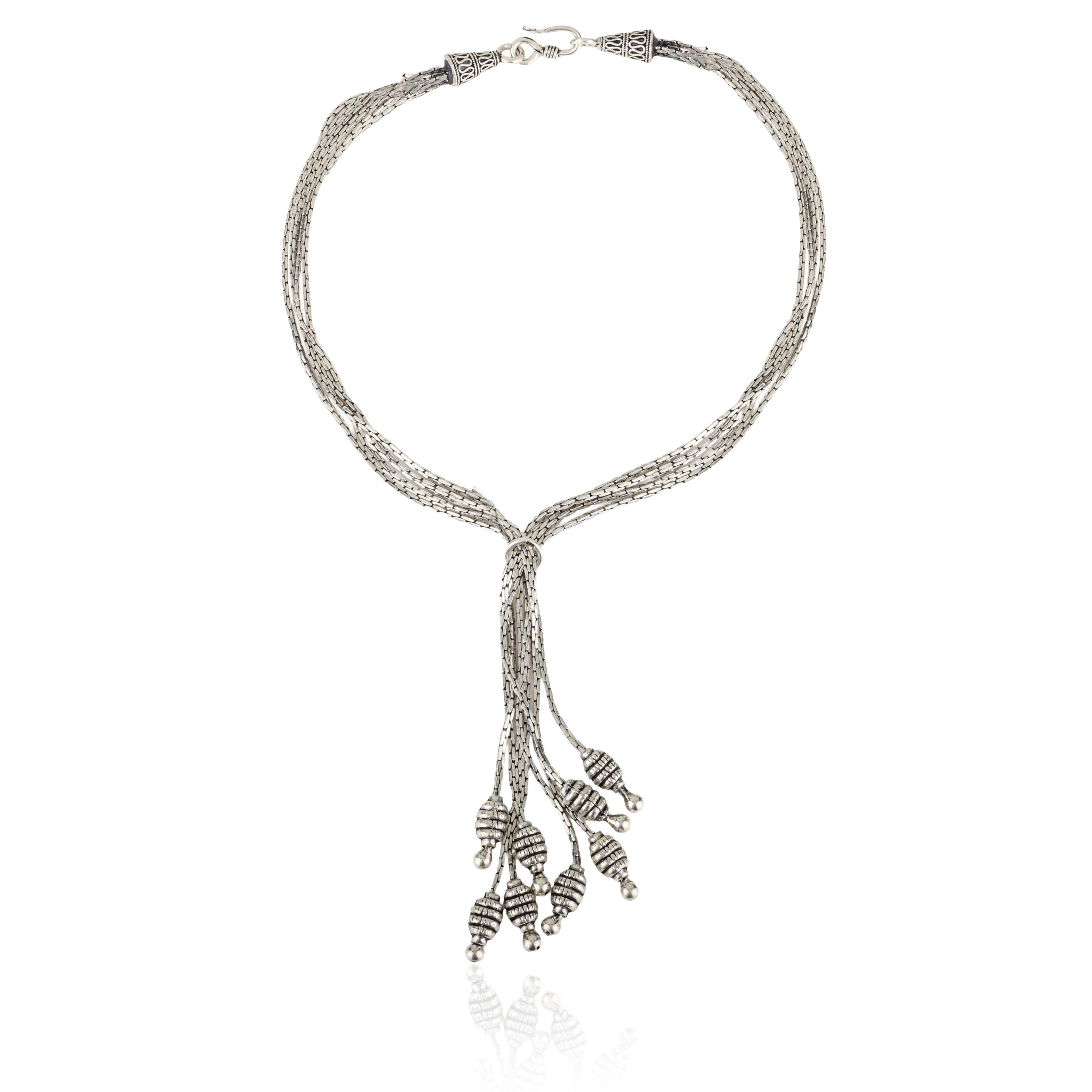 Art Déco Silvorra Collana di lusso in argento 925 con perline ornate e strutturate in vendita