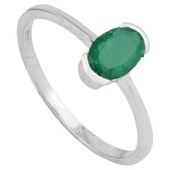 Silvorra Minimalist Oval Cut Emerald May Birthstone Solitaire Ring in 925 Silver