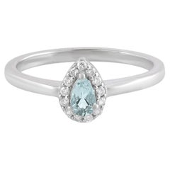 Silvorra Modern Pear Cut Aquamarine & Diamond Halo Ring in 925 Sterling Silver