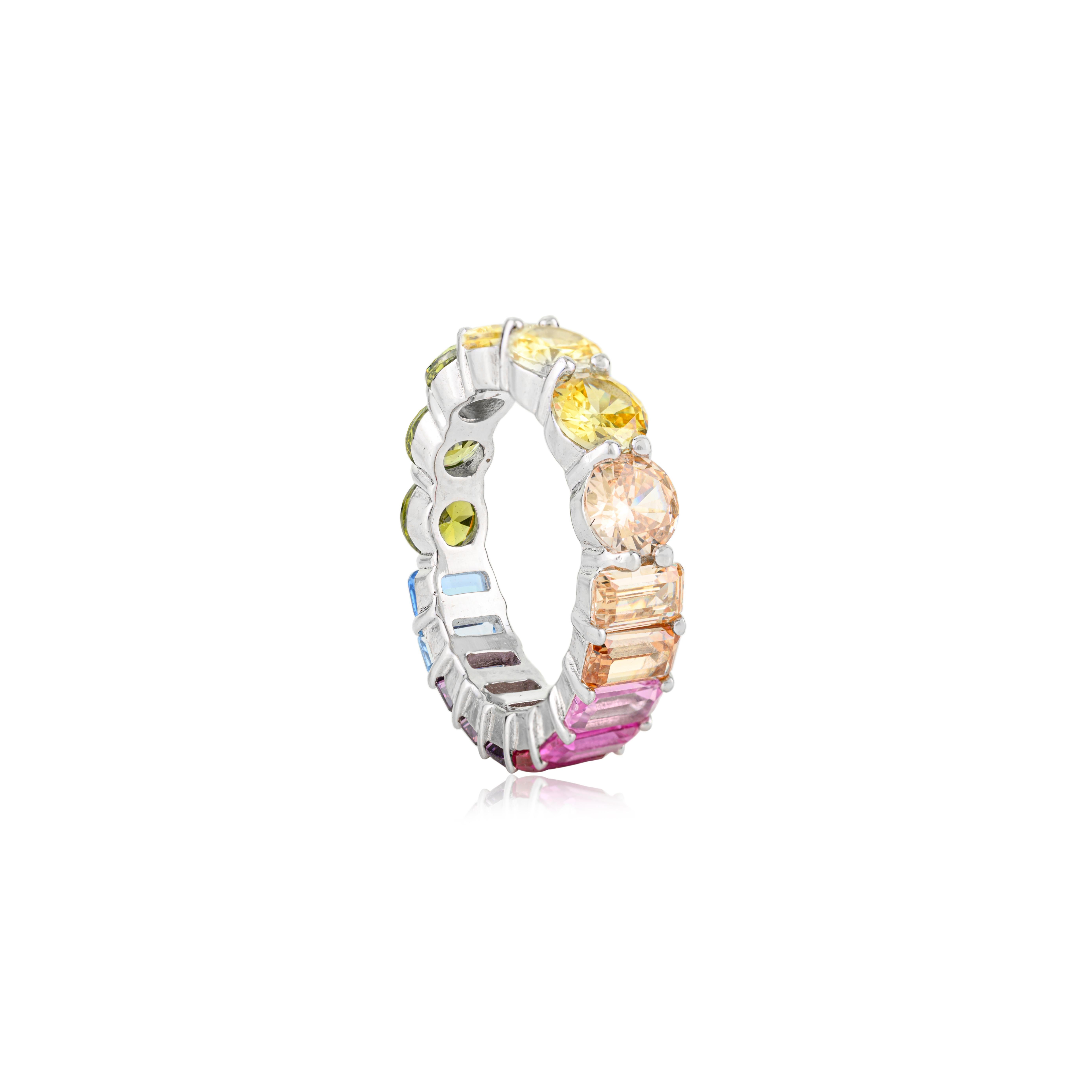 En vente :  Bague éternelle en argent 925 avec zircon cubique multicolore Silvorra 3