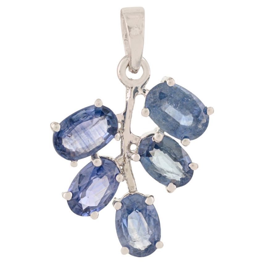 Ciondolo a grappolo ovale con zaffiro blu naturale di Silvorra in argento 925