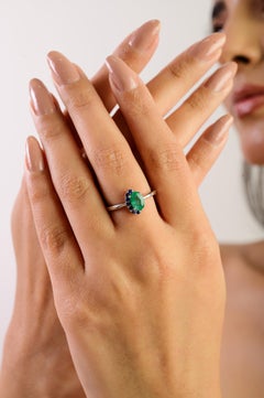 Silvorra Oval-Cut Emerald Promise Ring in Halo Sapphires for Girlfriend Gift