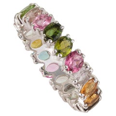 Anello eternity impilabile Silvorra con tourmaline di vari tipi a taglio ovale, in argento massiccio