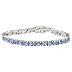 Bracciale tennis stile eternità con tanzanite taglio ovale di Silvorra in A. Silver